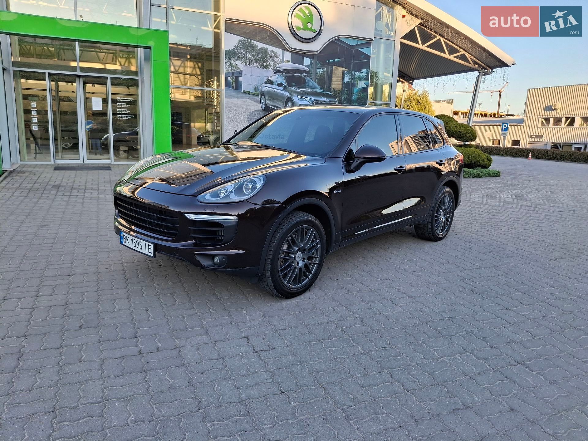 Porsche Cayenne 2015 VIN WP1AF2A29GKA41240 фото оголошення 22 з 101