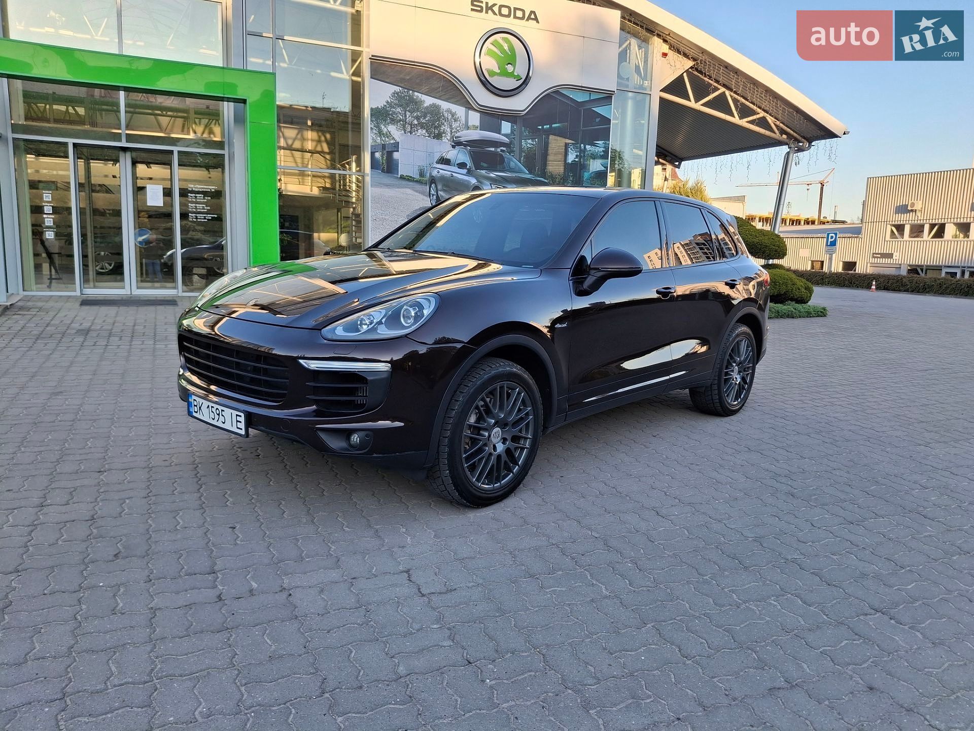 Porsche Cayenne 2015 VIN WP1AF2A29GKA41240 фото оголошення 23 з 101