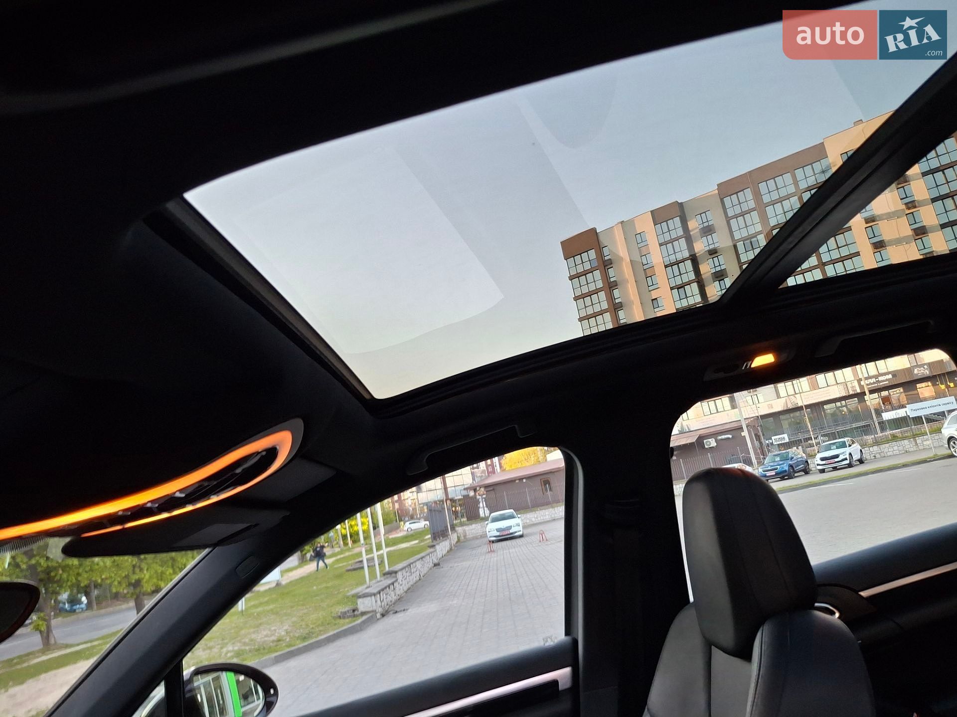 Porsche Cayenne 2015 VIN WP1AF2A29GKA41240 фото оголошення 88 з 101