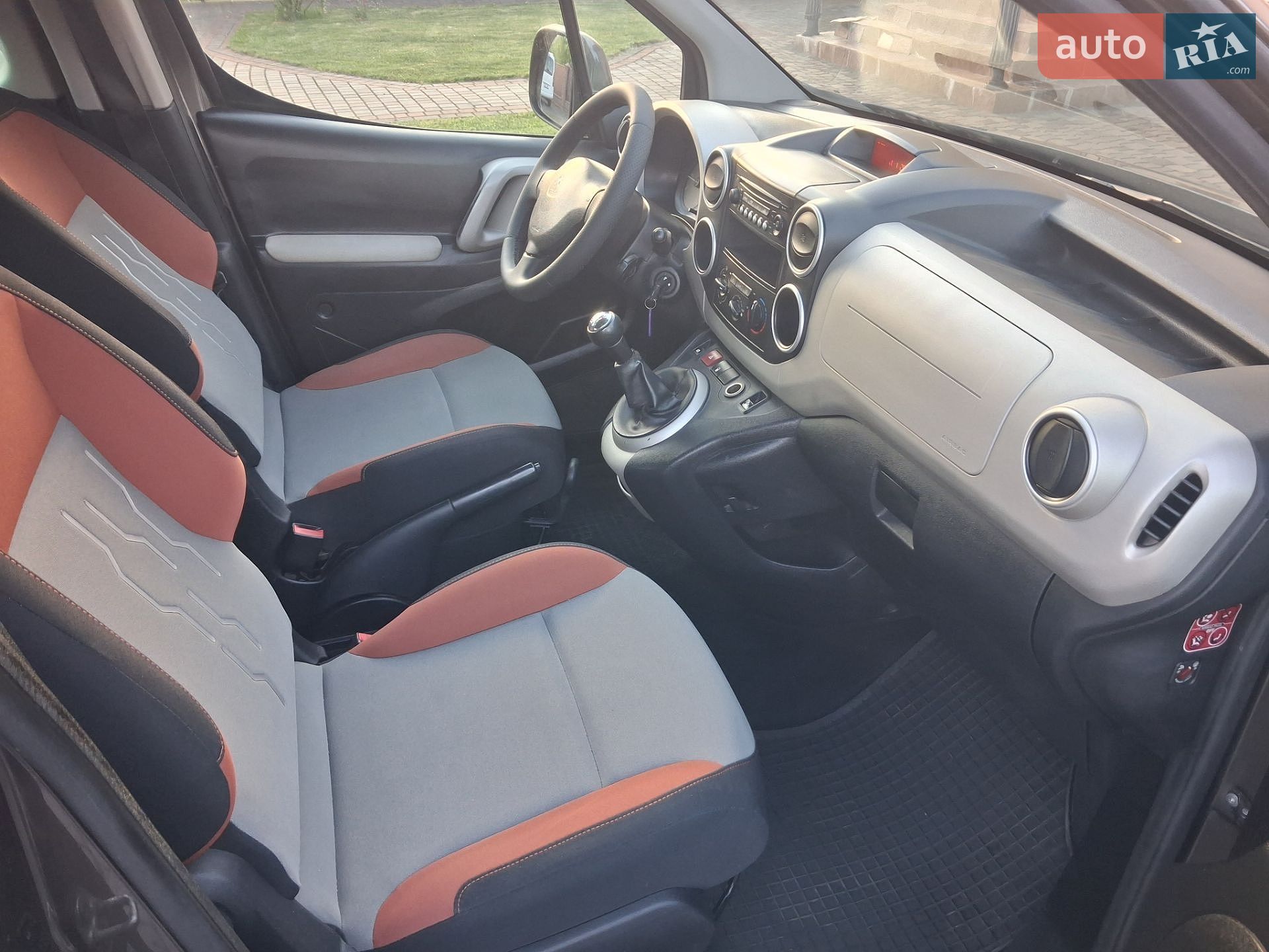 Peugeot Partner 2016 VIN VF37JBHY6GJ784281 фото оголошення 39 з 39