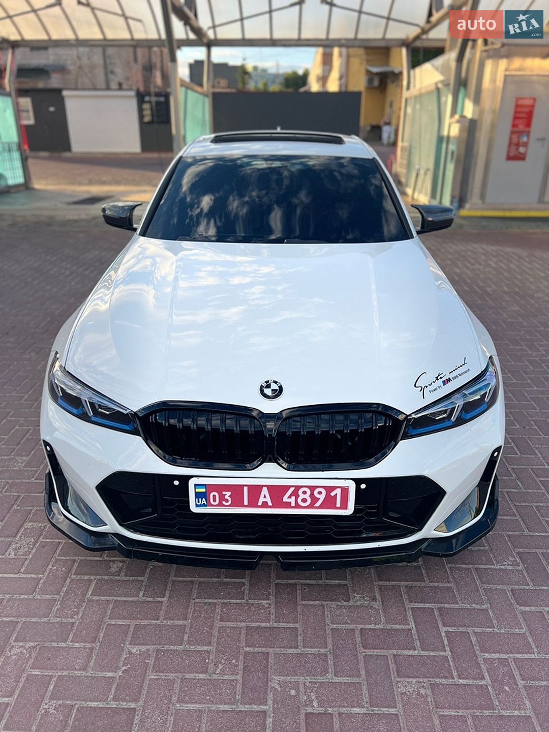 BMW 3 Series 2019 VIN WBA5R7C53KAJ87126 фото оголошення 16 з 58