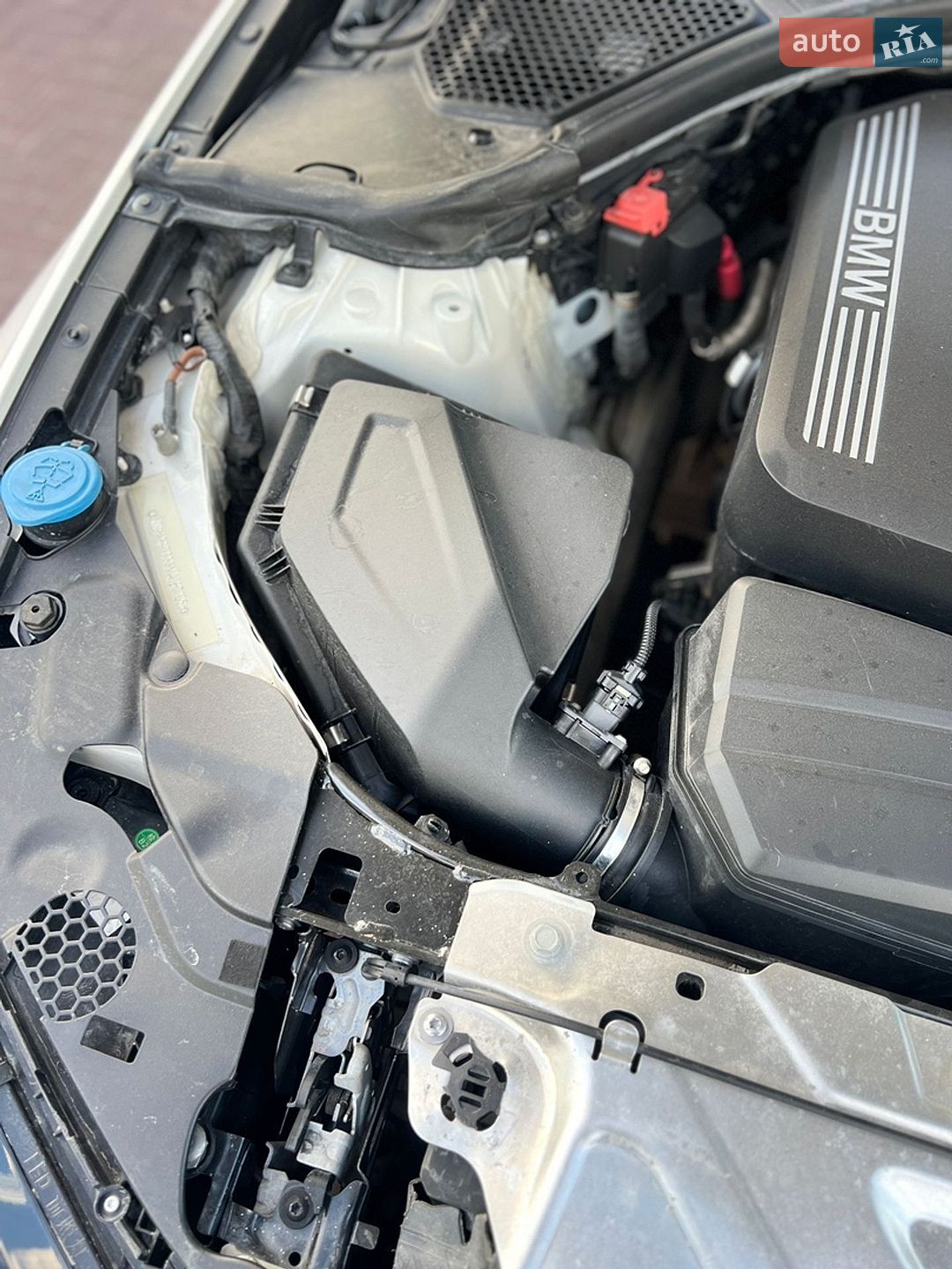 BMW 3 Series 2019 VIN WBA5R7C53KAJ87126 фото оголошення 21 з 58