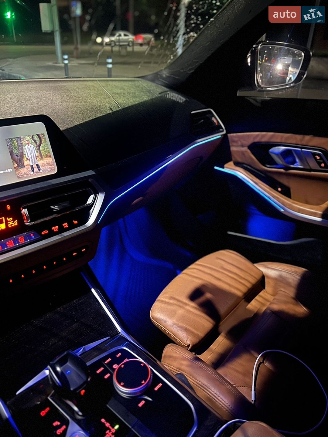 BMW 3 Series 2019 VIN WBA5R7C53KAJ87126 фото оголошення 24 з 58