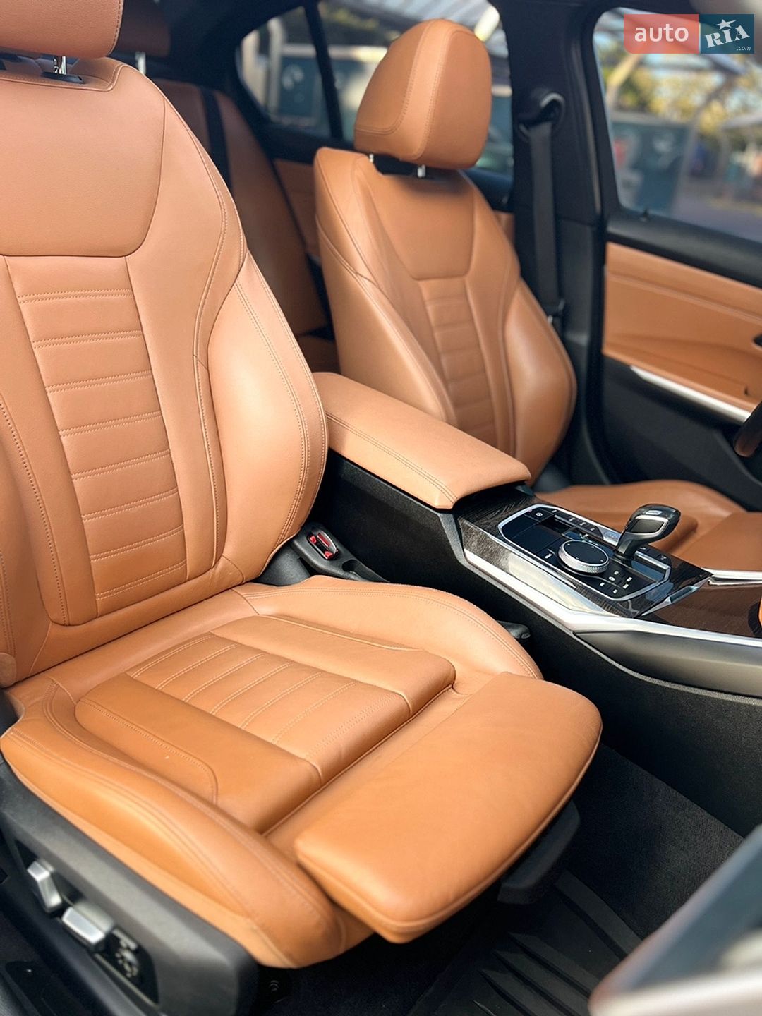BMW 3 Series 2019 VIN WBA5R7C53KAJ87126 фото оголошення 26 з 58