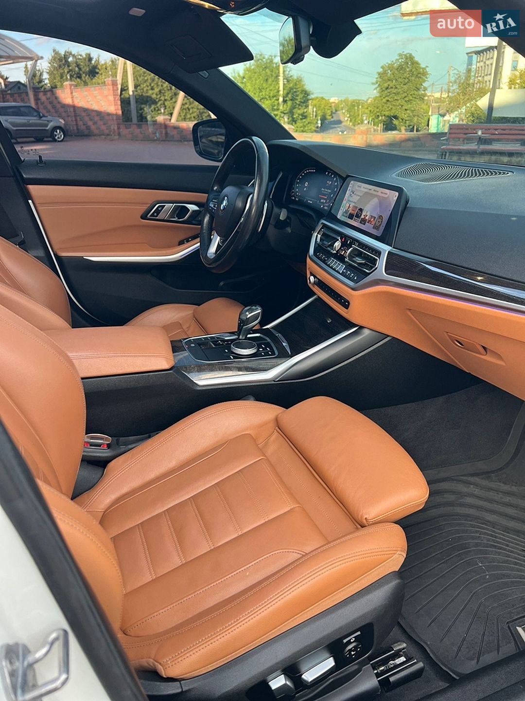 BMW 3 Series 2019 VIN WBA5R7C53KAJ87126 фото оголошення 30 з 58