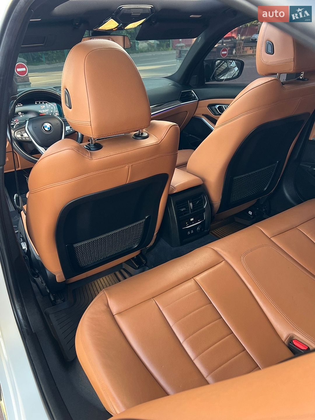 BMW 3 Series 2019 VIN WBA5R7C53KAJ87126 фото оголошення 32 з 58