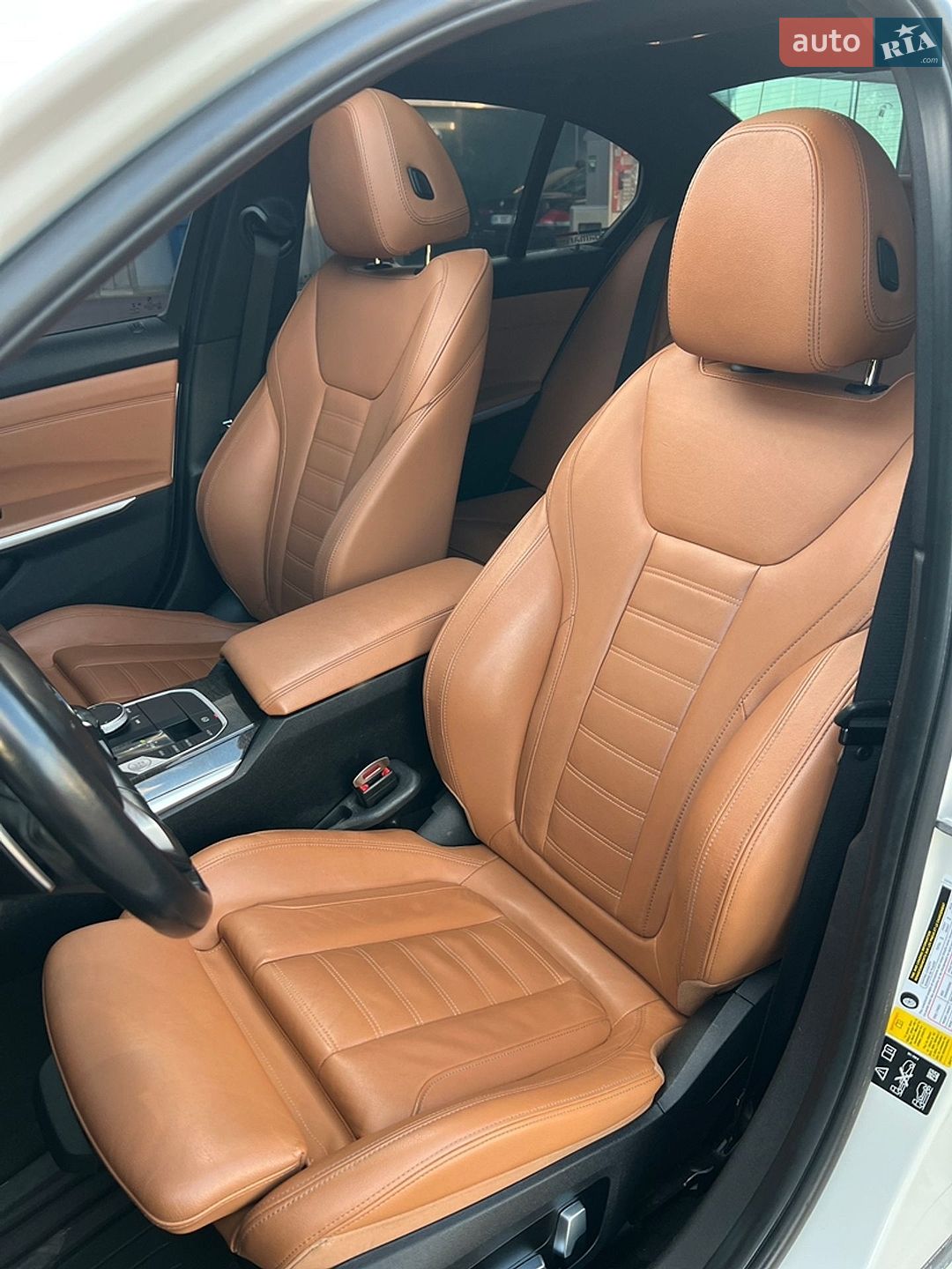 BMW 3 Series 2019 VIN WBA5R7C53KAJ87126 фото оголошення 33 з 58