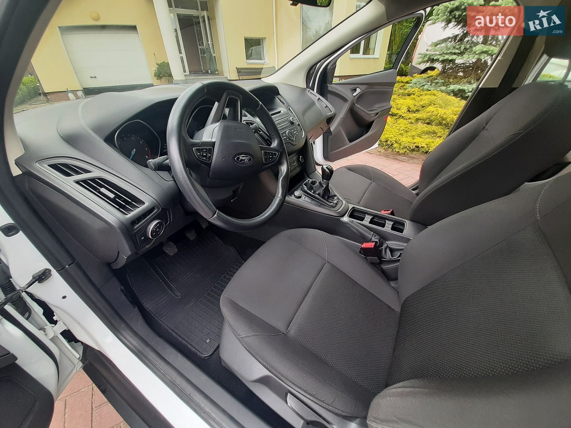 Ford Focus 2015 VIN WF05XXGCC5FE26387 фото оголошення 23 з 37