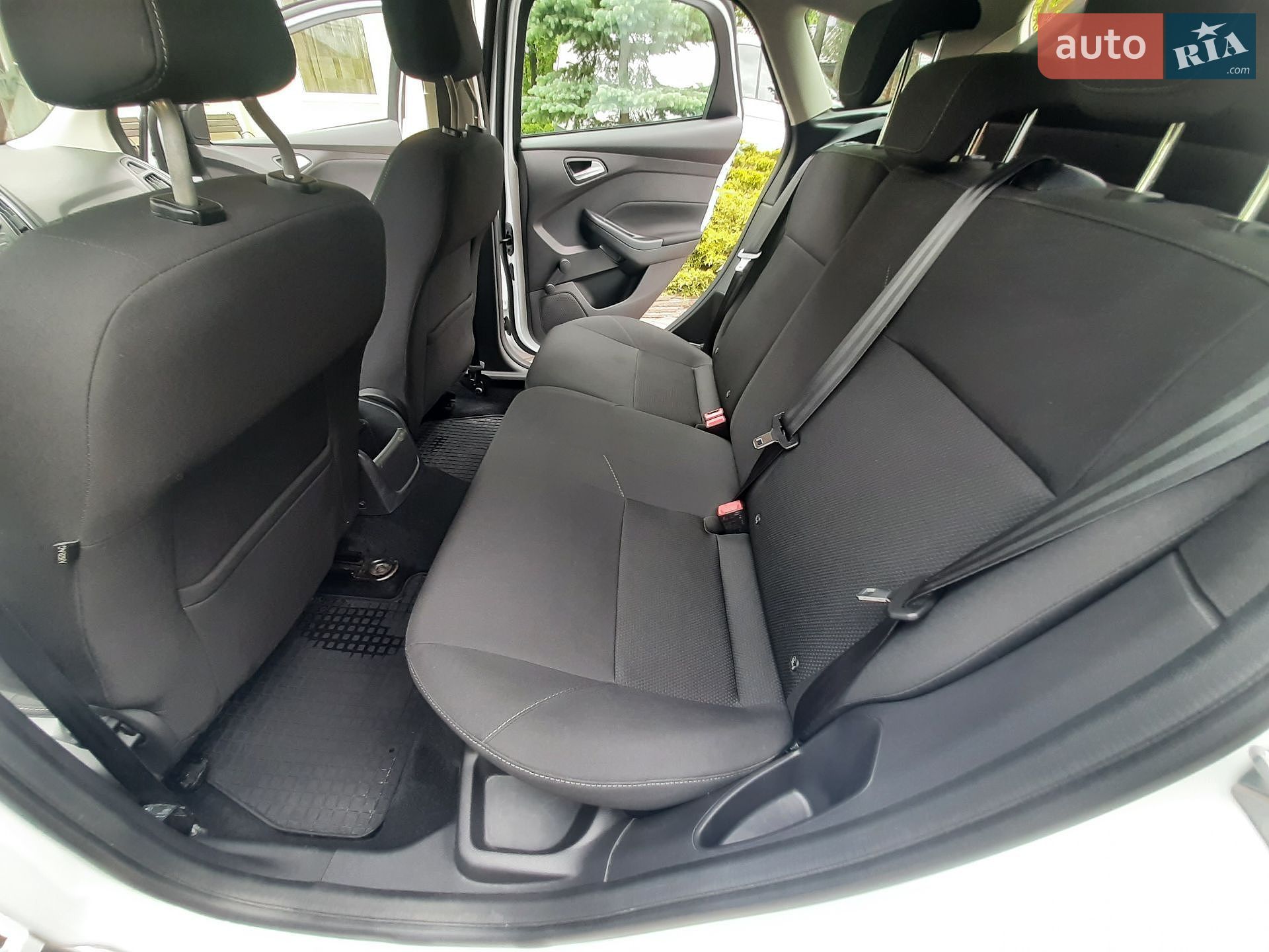 Ford Focus 2015 VIN WF05XXGCC5FE26387 фото оголошення 32 з 37