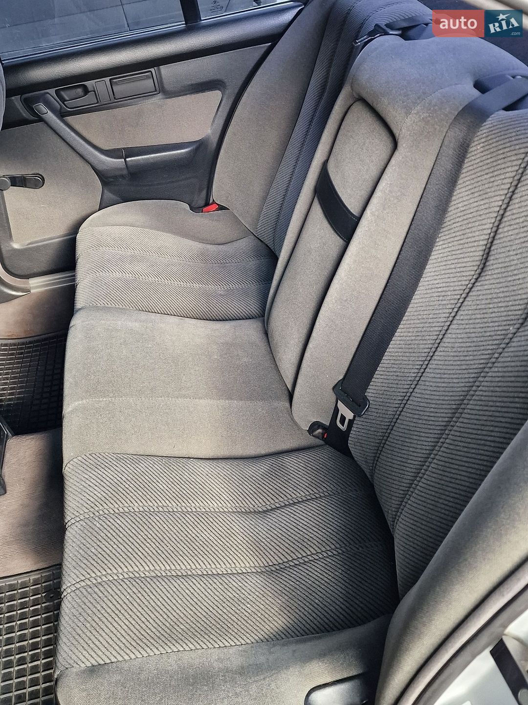 BMW 5 Series 1990 VIN WBAHB51060BD20551 фото оголошення 9 з 25