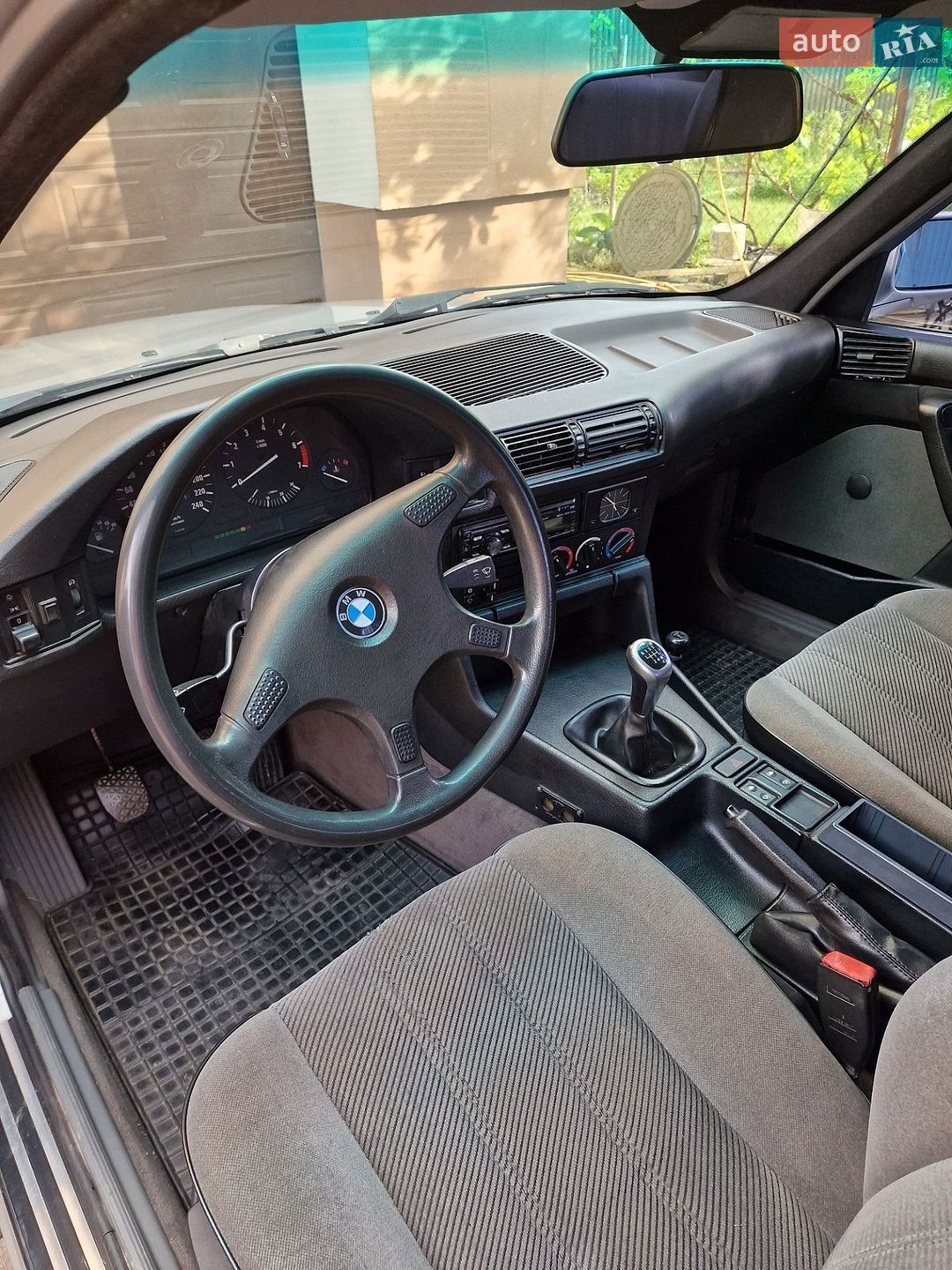 BMW 5 Series 1990 VIN WBAHB51060BD20551 фото оголошення 19 з 25