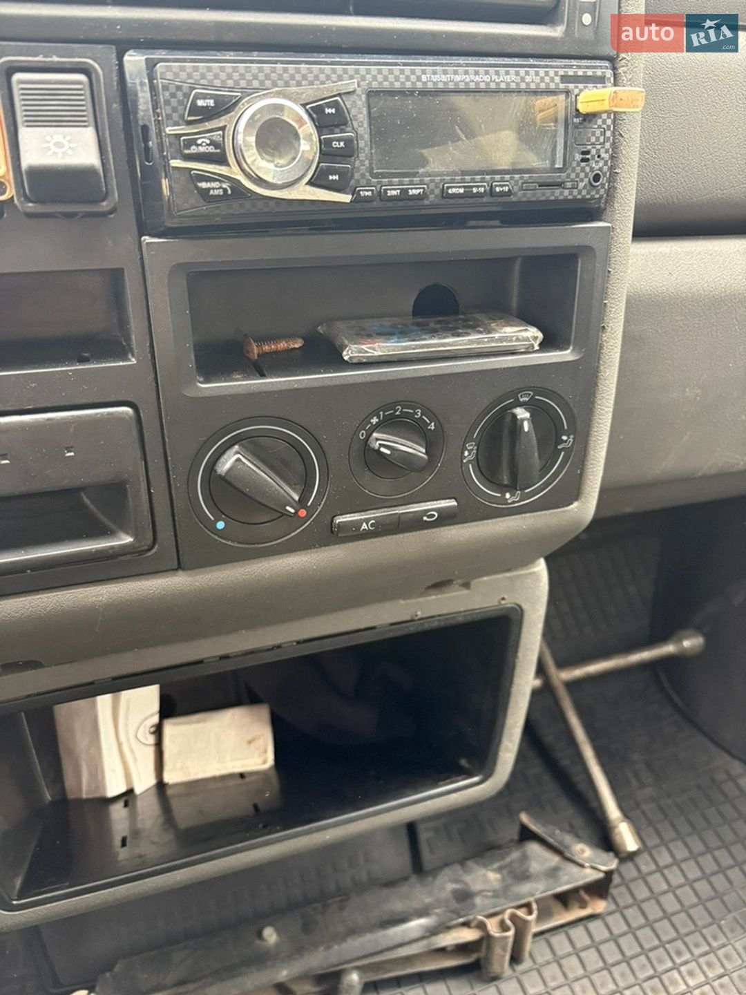 Volkswagen Transporter 2002 VIN WV1ZZZ70Z3H065181 фото оголошення 14 з 14