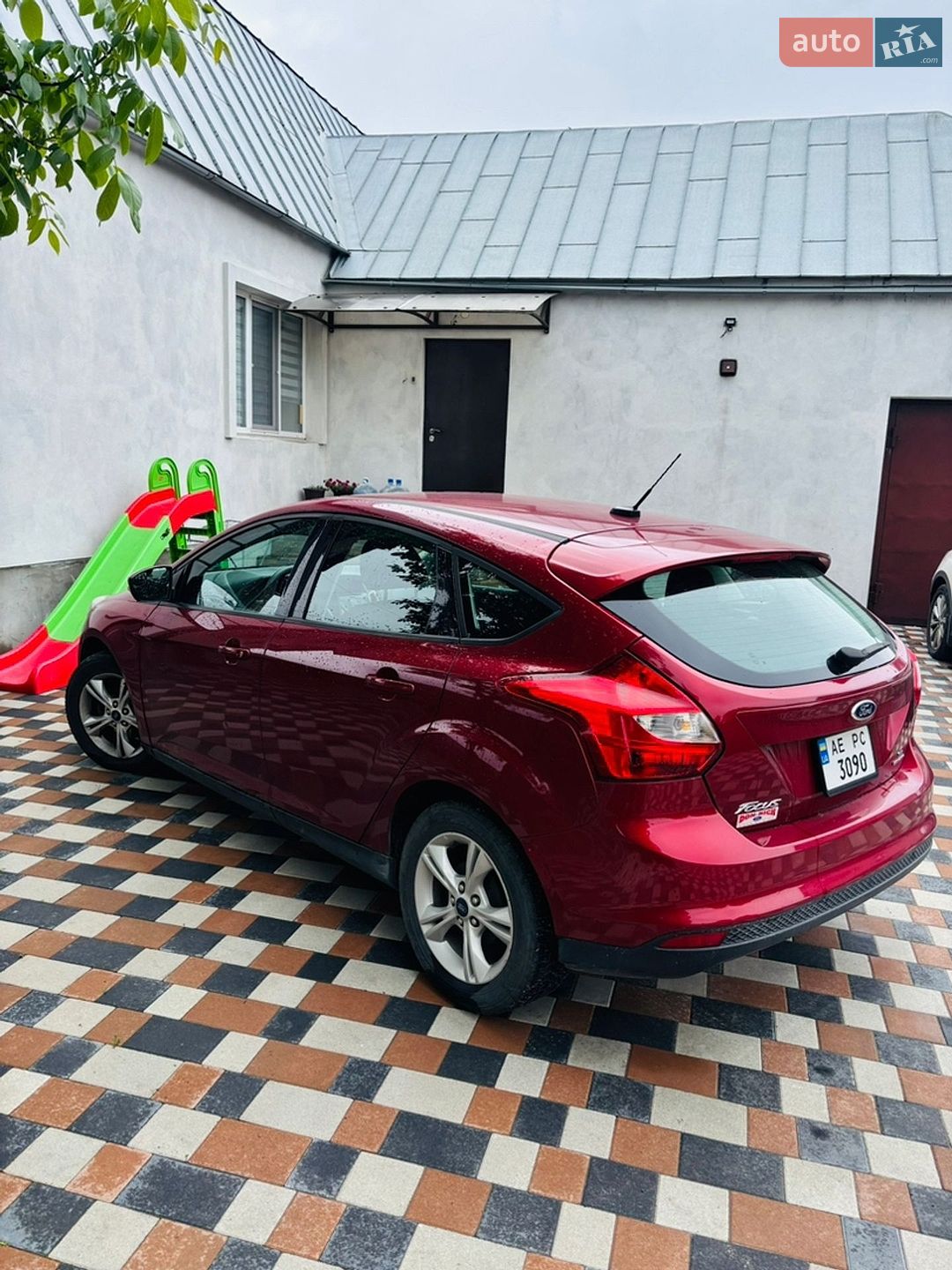 Ford Focus 2014 VIN 1FADP3K22EL455330 фото оголошення 4 з 15