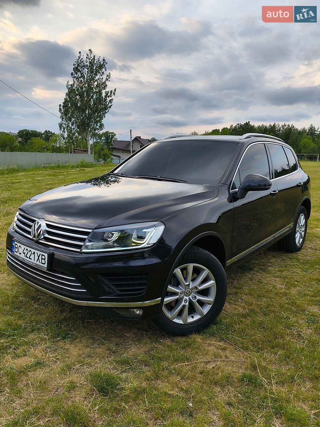 Volkswagen Touareg 2017 VIN WVGZZZ7PZHD025755 фото оголошення 3 з 35