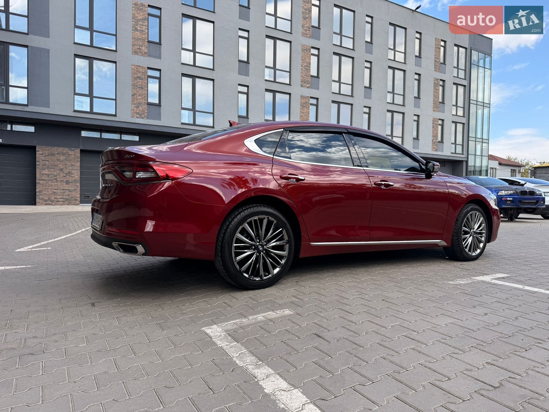 Hyundai Grandeur 2017 VIN KMHF441RBJA071218 фото оголошення 11 з 22