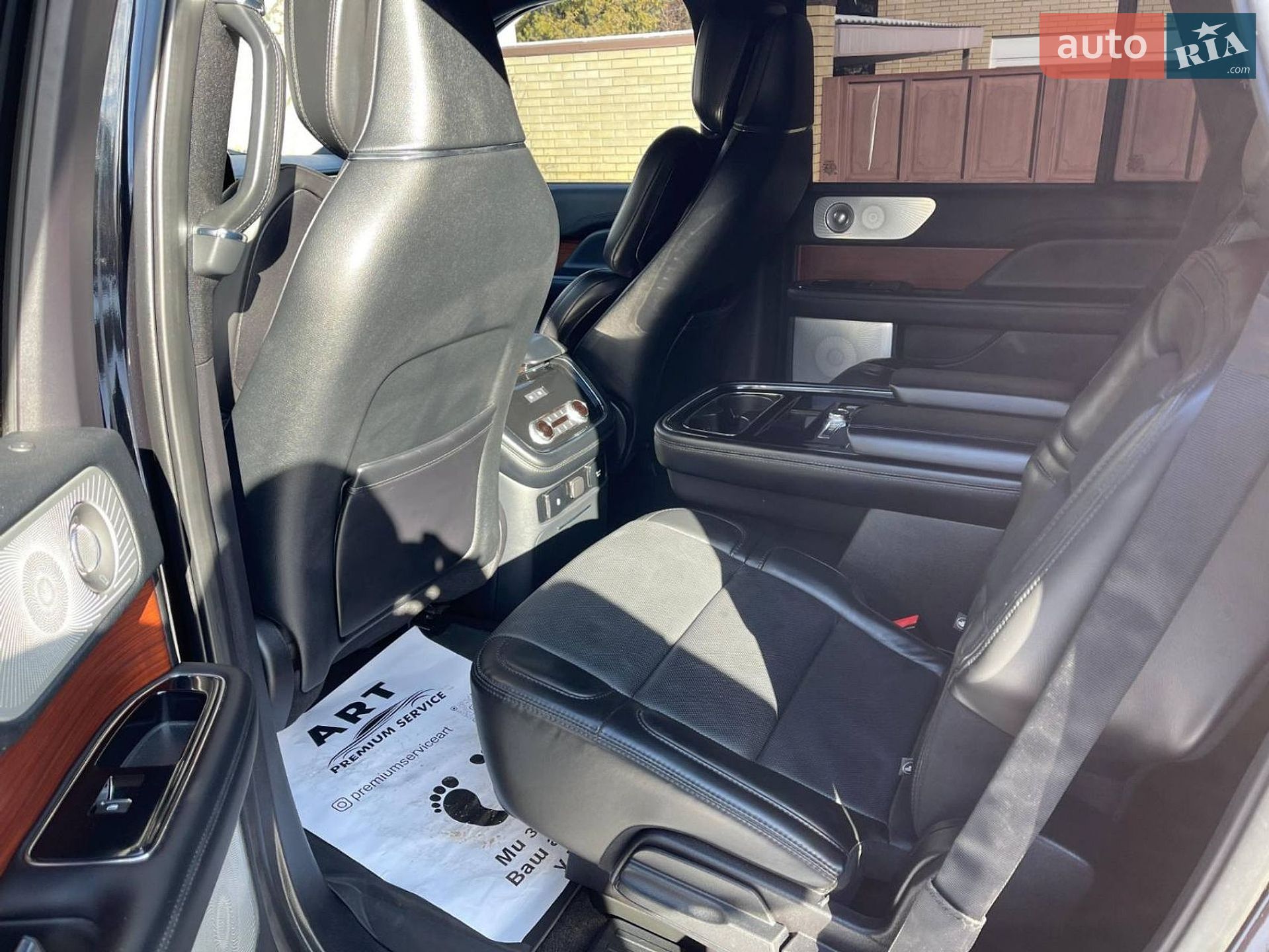 Lincoln Navigator 2020 VIN 5LMJJ2LTXLEL13589 фото оголошення 23 з 29