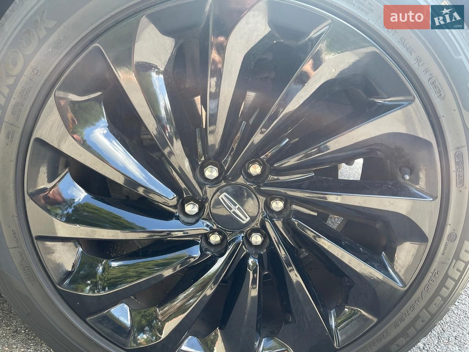 Lincoln Navigator 2020 VIN 5LMJJ2LTXLEL13589 фото оголошення 12 з 29