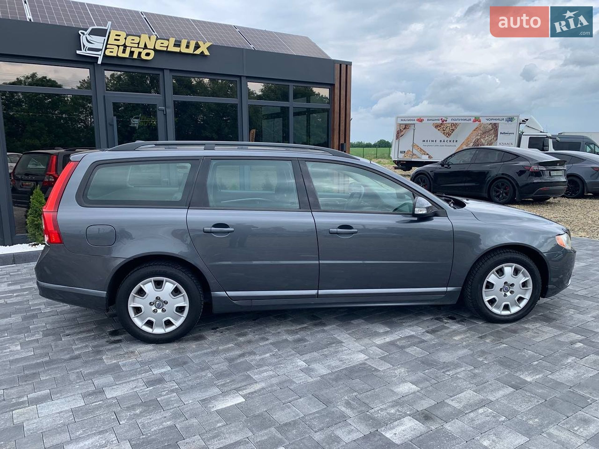 Volvo V70 2008 VIN YV1BW754191078657 фото оголошення 8 з 31