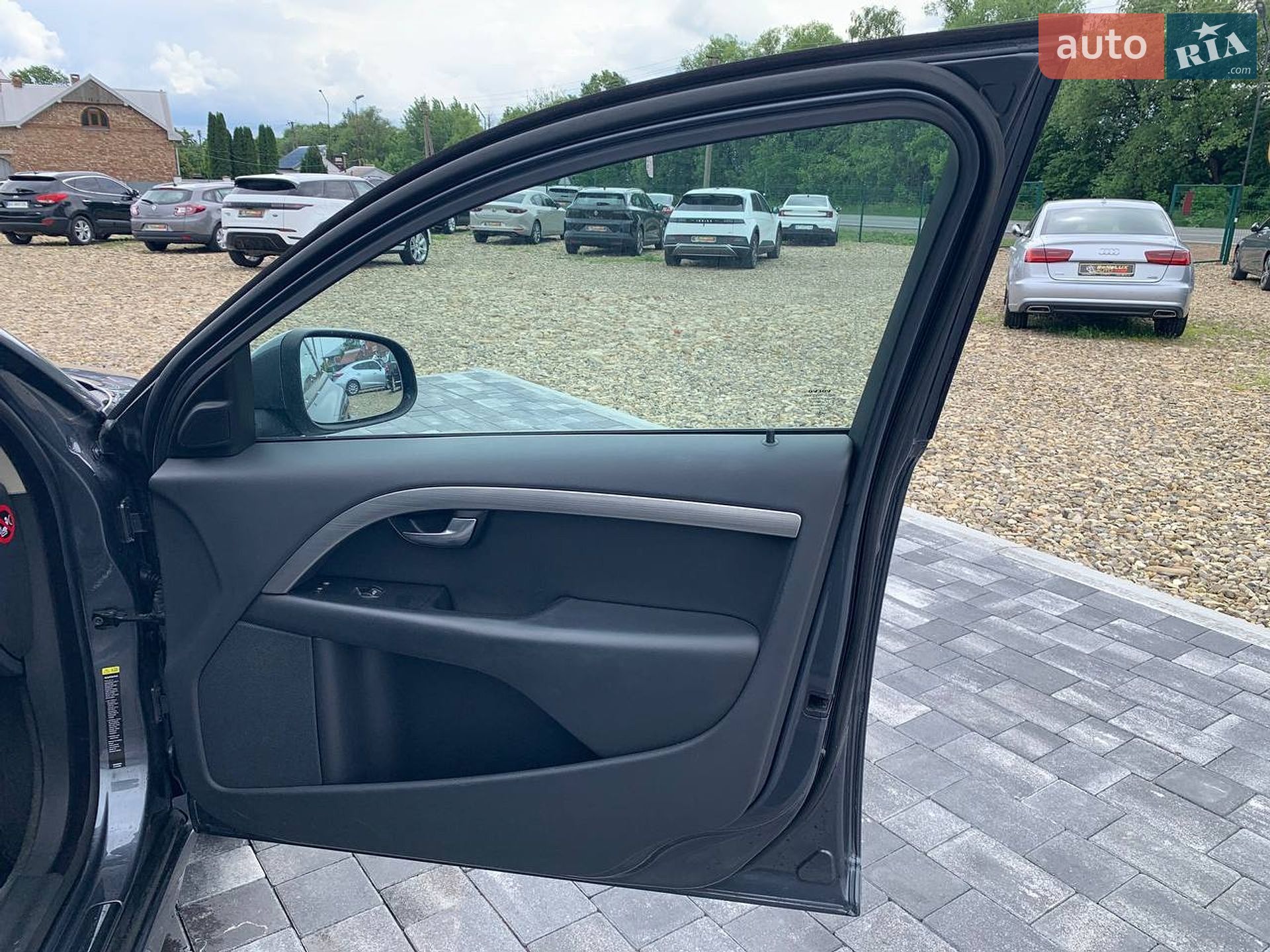 Volvo V70 2008 VIN YV1BW754191078657 фото оголошення 25 з 31