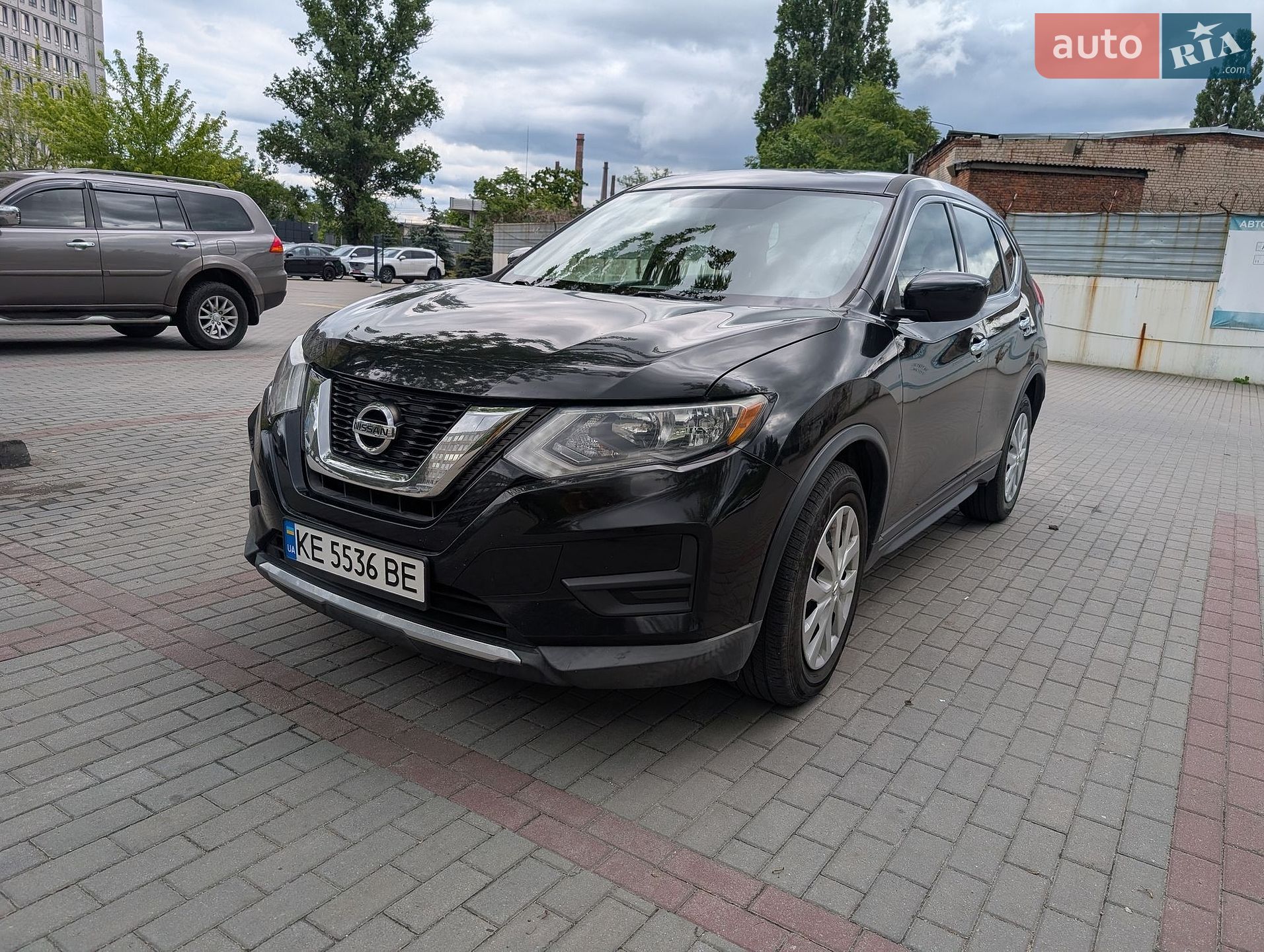 Nissan Rogue 2017 VIN KNMAT2MT5HP552253 фото оголошення 6 з 9