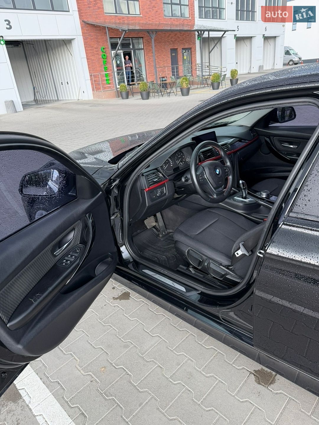 BMW 3 Series 2012 VIN WBA3E11050F463975 фото оголошення 10 з 25
