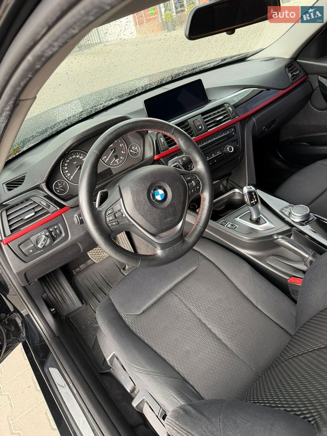 BMW 3 Series 2012 VIN WBA3E11050F463975 фото оголошення 11 з 25