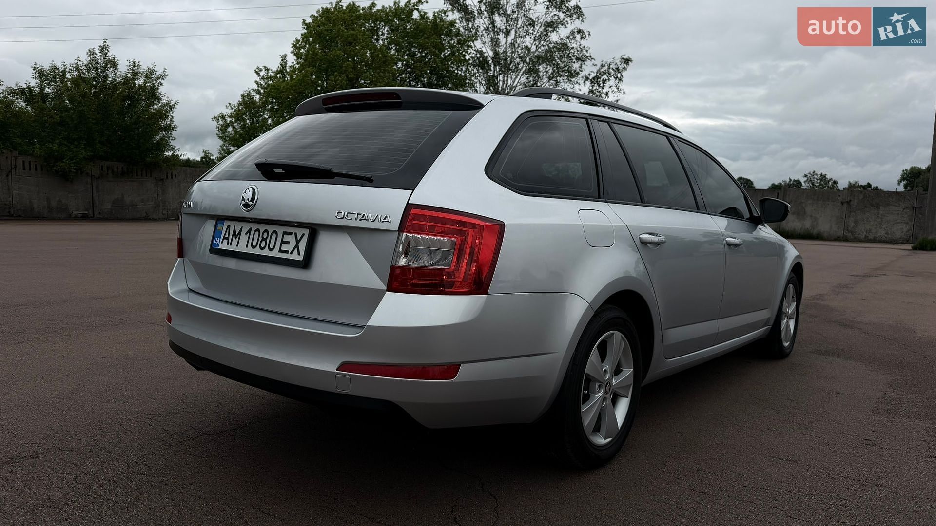 Skoda Octavia 2014 VIN TMBJJ7NE1E0226781 фото оголошення 6 з 54