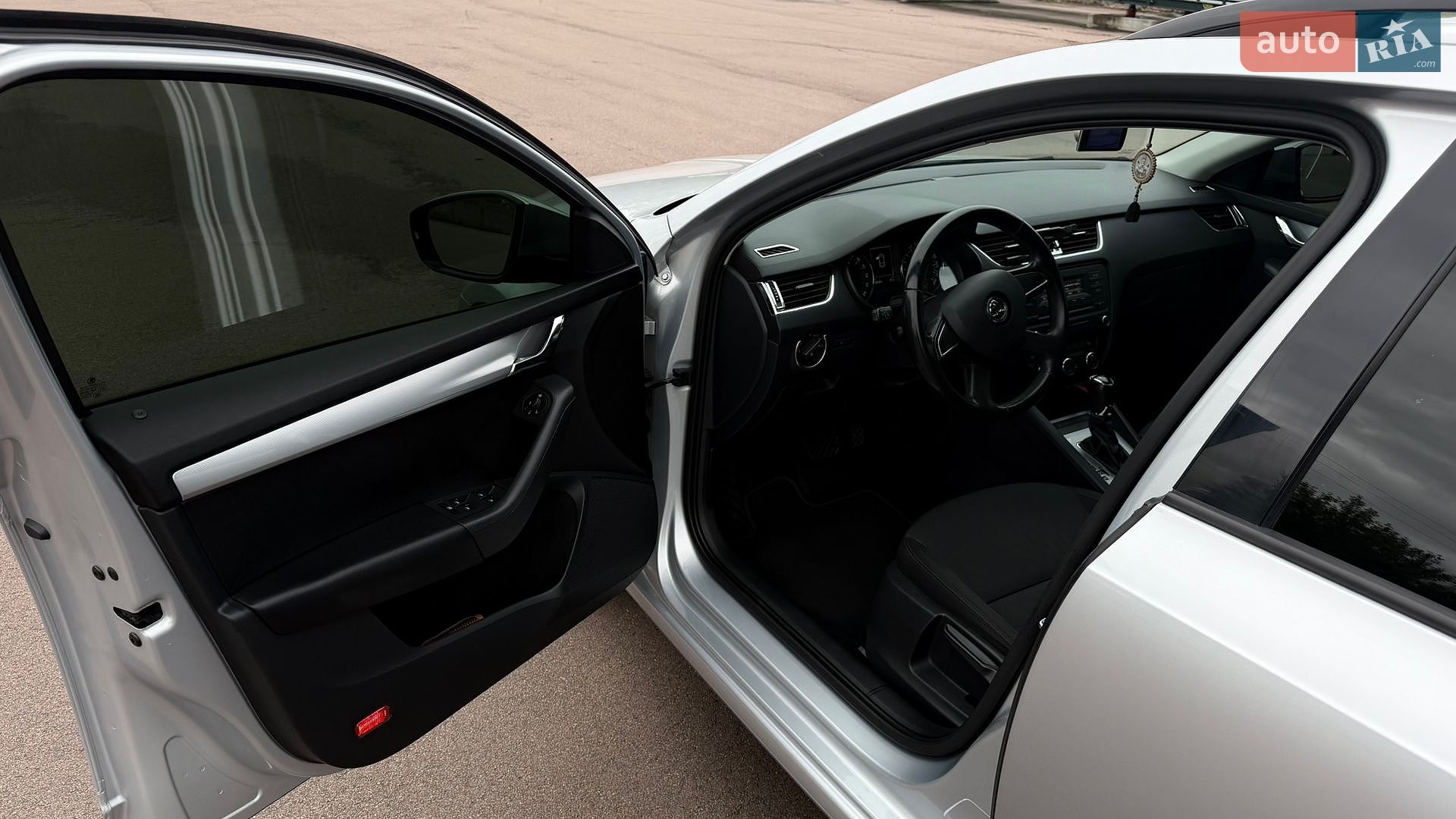 Skoda Octavia 2014 VIN TMBJJ7NE1E0226781 фото оголошення 36 з 54