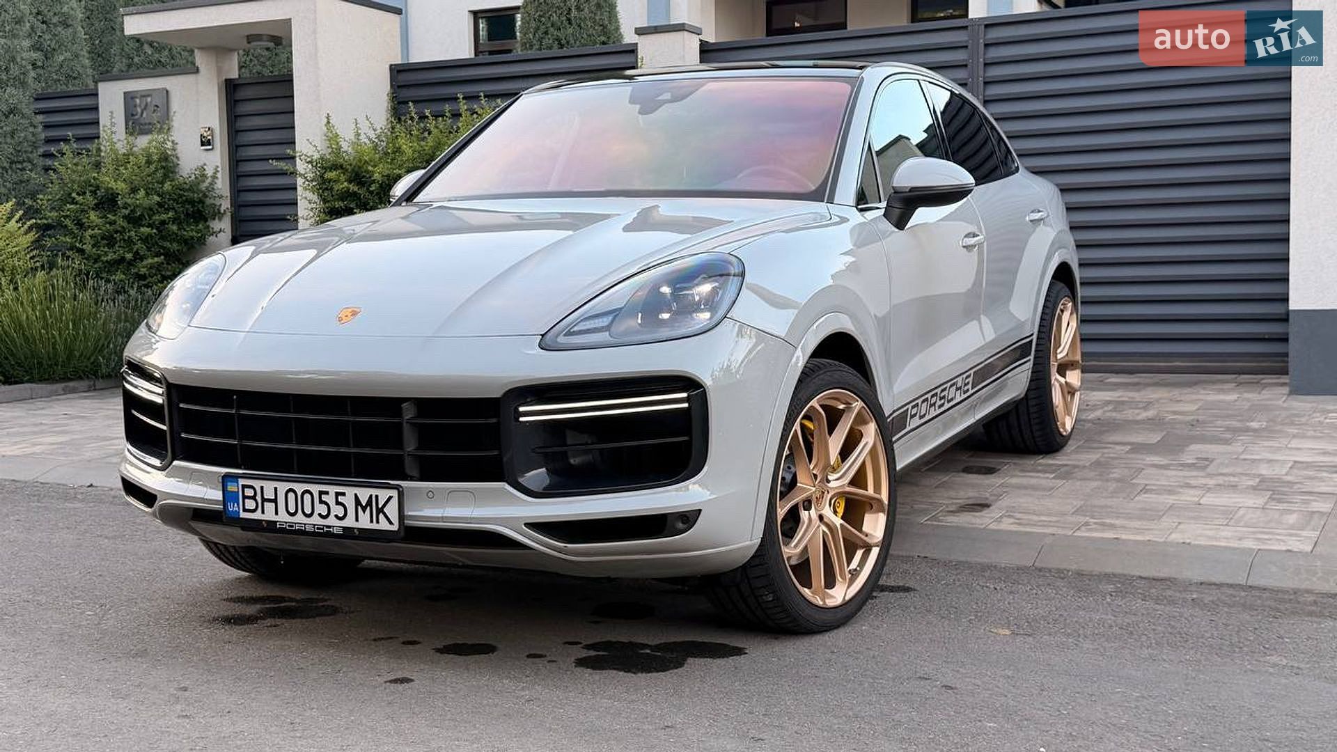 Porsche Cayenne Coupe 2022 VIN WP1BA2AY2PDA26543 фото оголошення 9 з 18