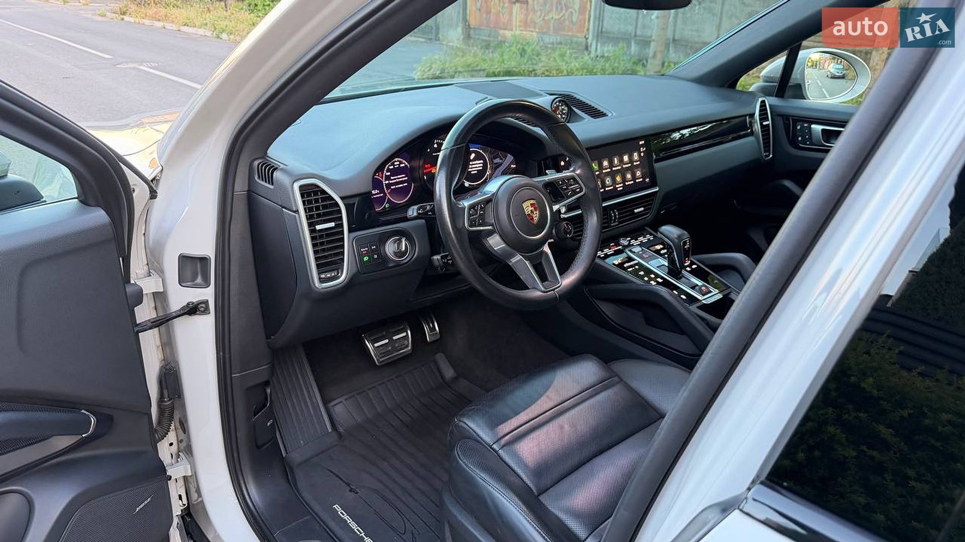 Porsche Cayenne Coupe 2022 VIN WP1BA2AY2PDA26543 фото оголошення 12 з 18