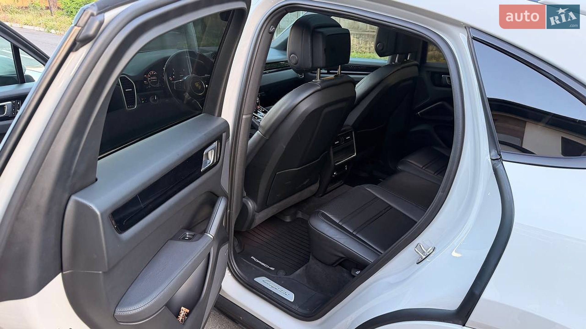 Porsche Cayenne Coupe 2022 VIN WP1BA2AY2PDA26543 фото оголошення 18 з 18