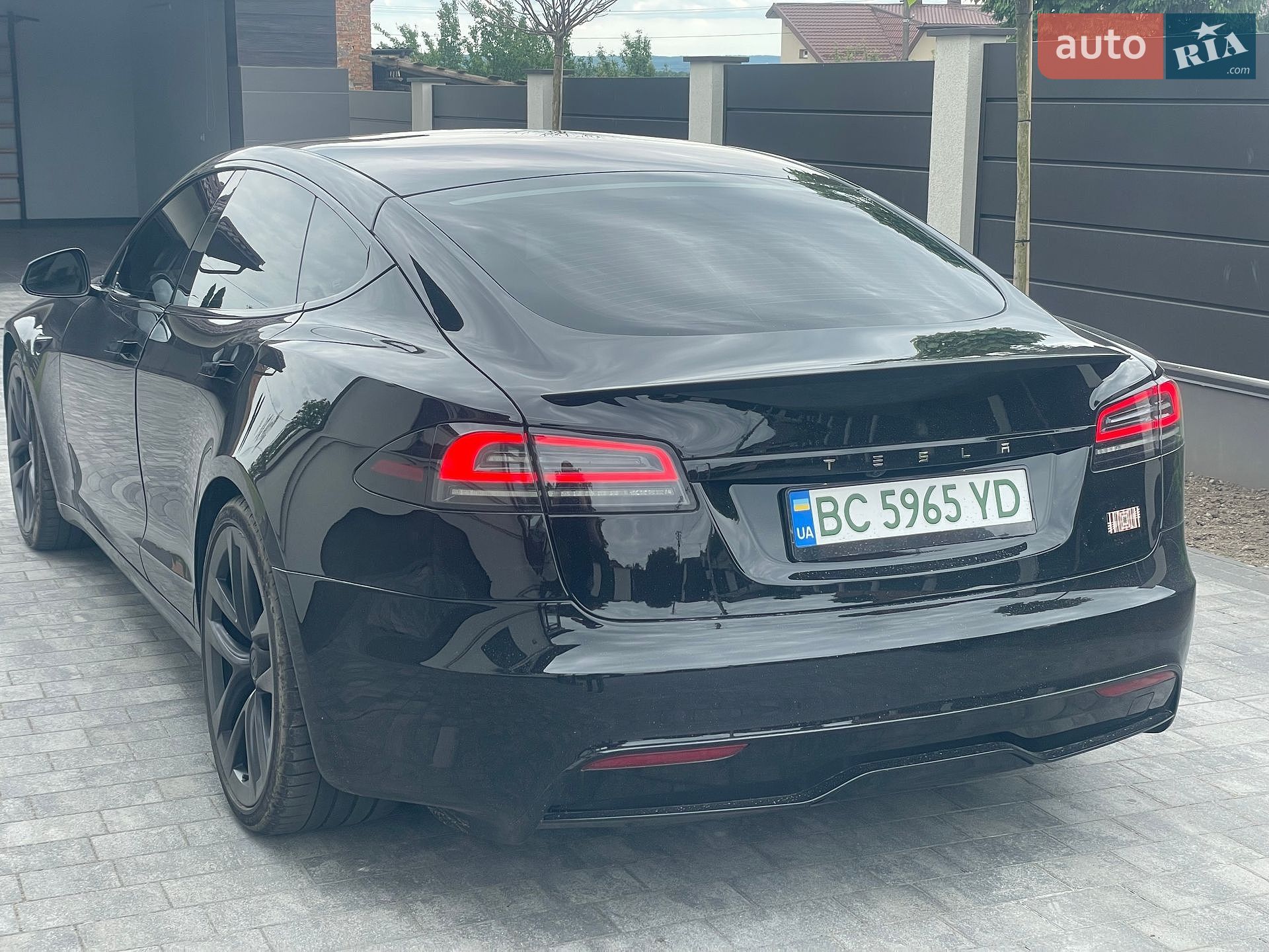 Tesla Model S 2023 VIN 5YJSA1E60PF516234 фото оголошення 11 з 43