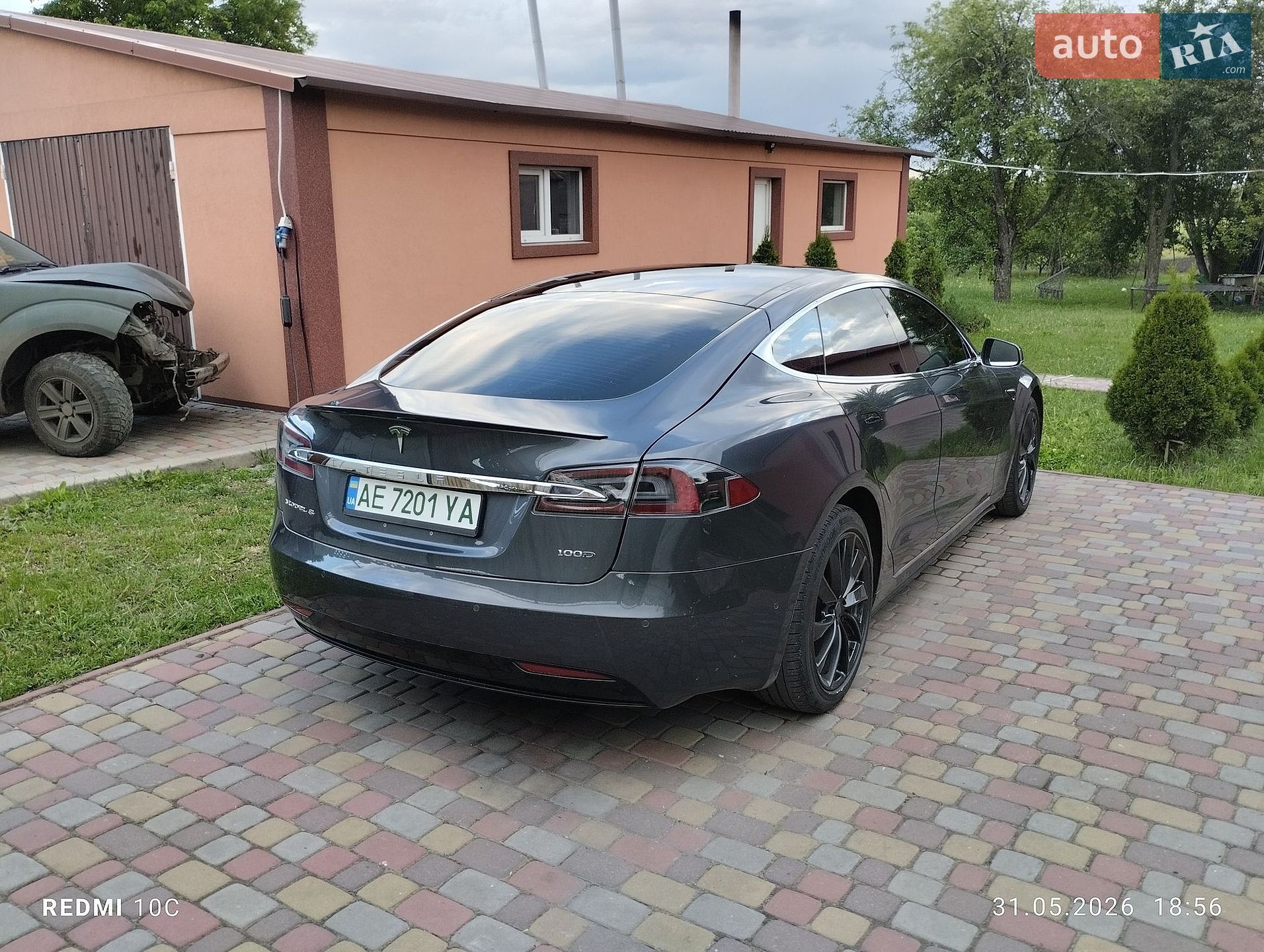 Tesla Model S 2018 VIN 5YJSA1E2XJF245204 фото оголошення 2 з 30