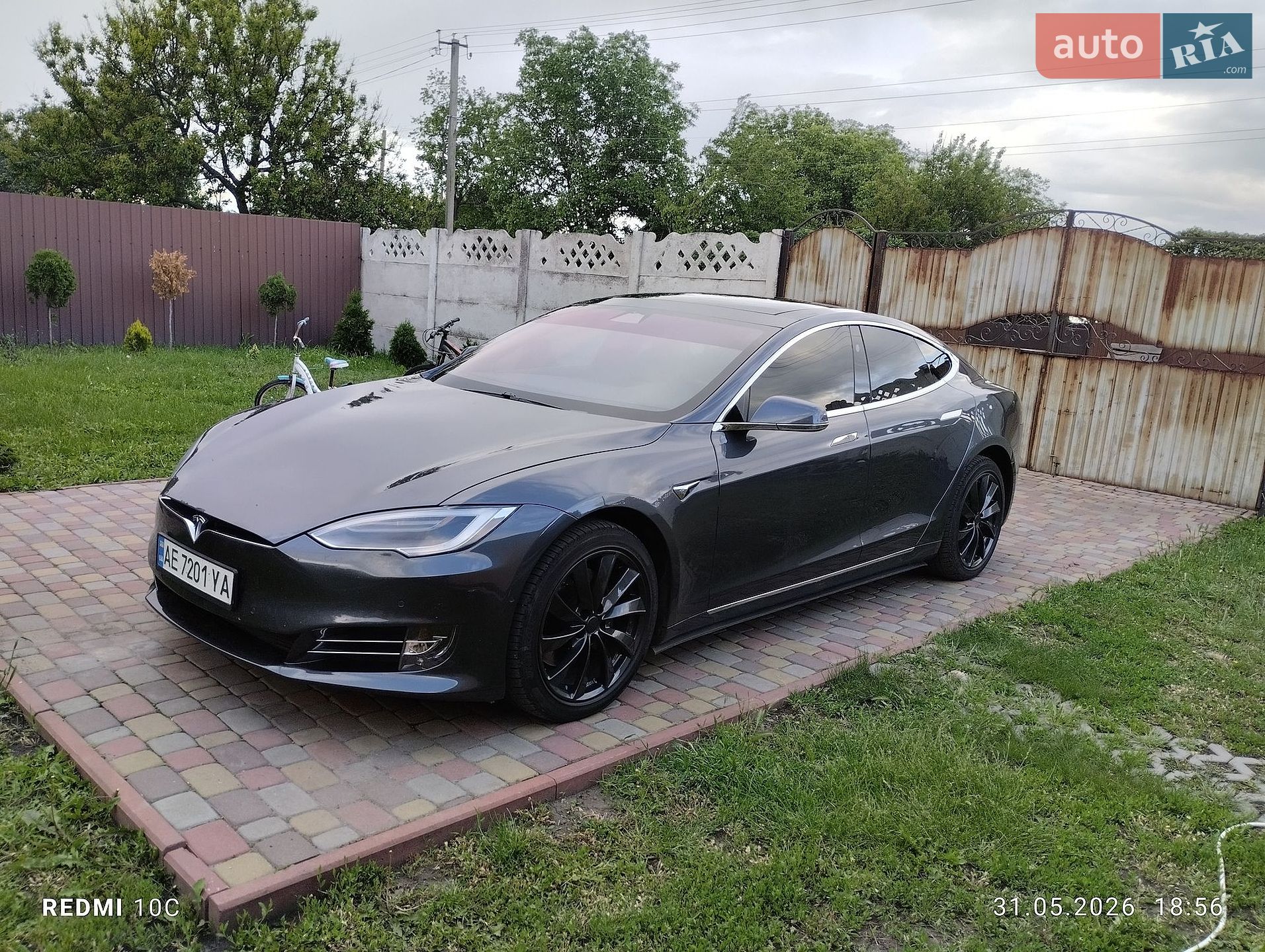 Tesla Model S 2018 VIN 5YJSA1E2XJF245204 фото оголошення 4 з 30