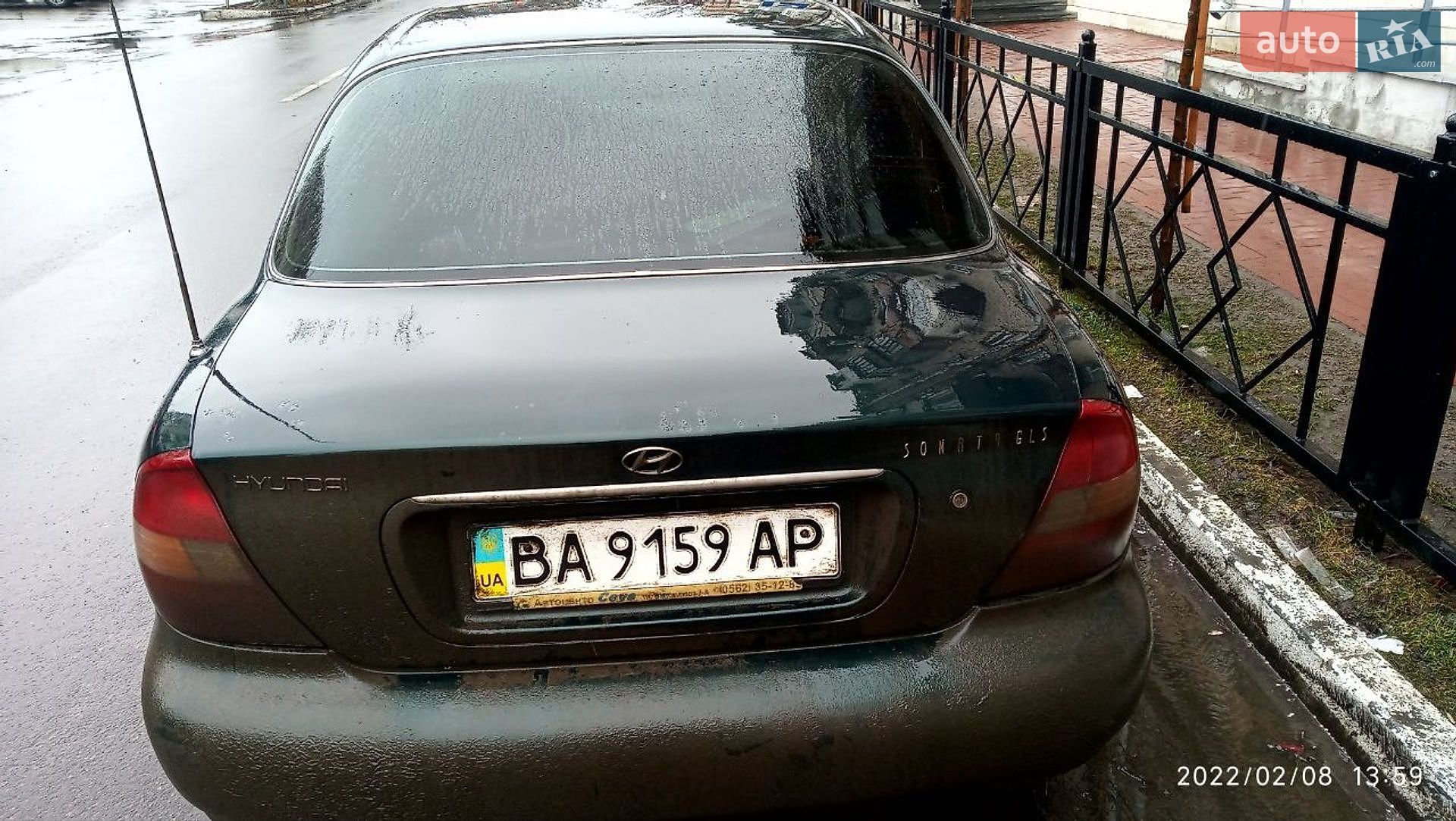 Hyundai Sonata 1997 VIN KMHCF31FPVU739806 фото оголошення 3 з 10
