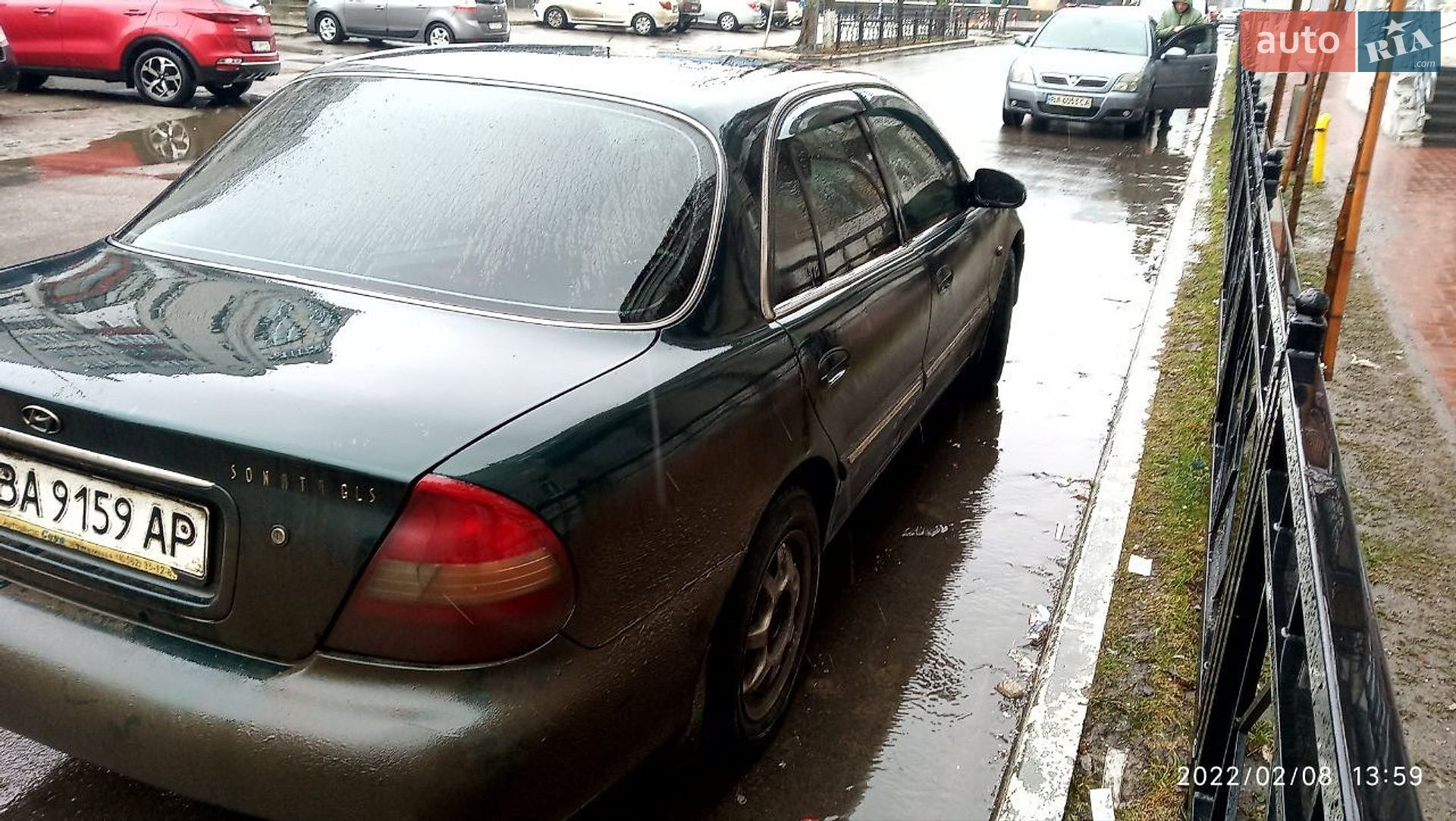 Hyundai Sonata 1997 VIN KMHCF31FPVU739806 фото оголошення 2 з 10