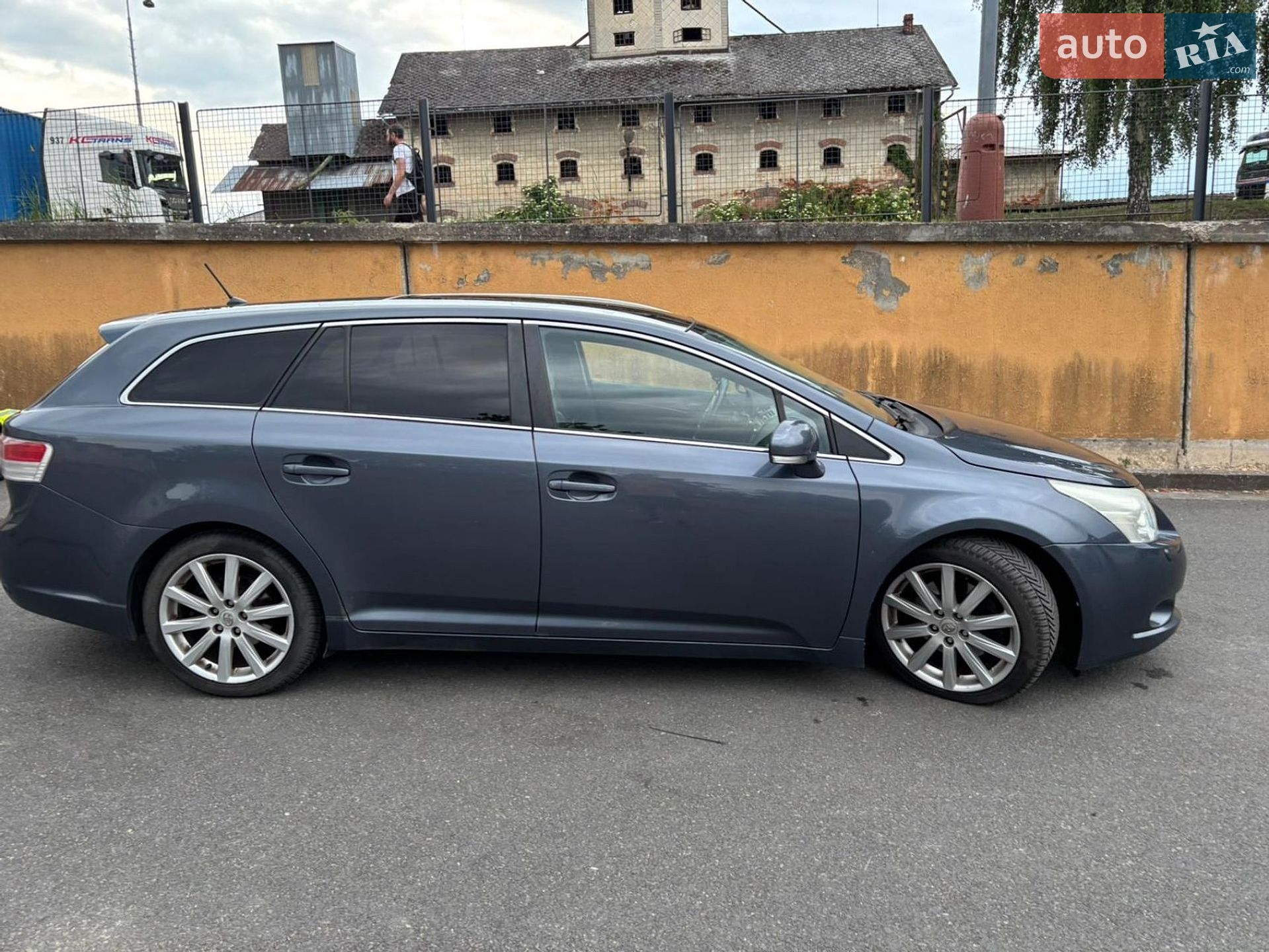 Toyota Avensis 2009 VIN SB1EB76LX0E001609 фото оголошення 8 з 21