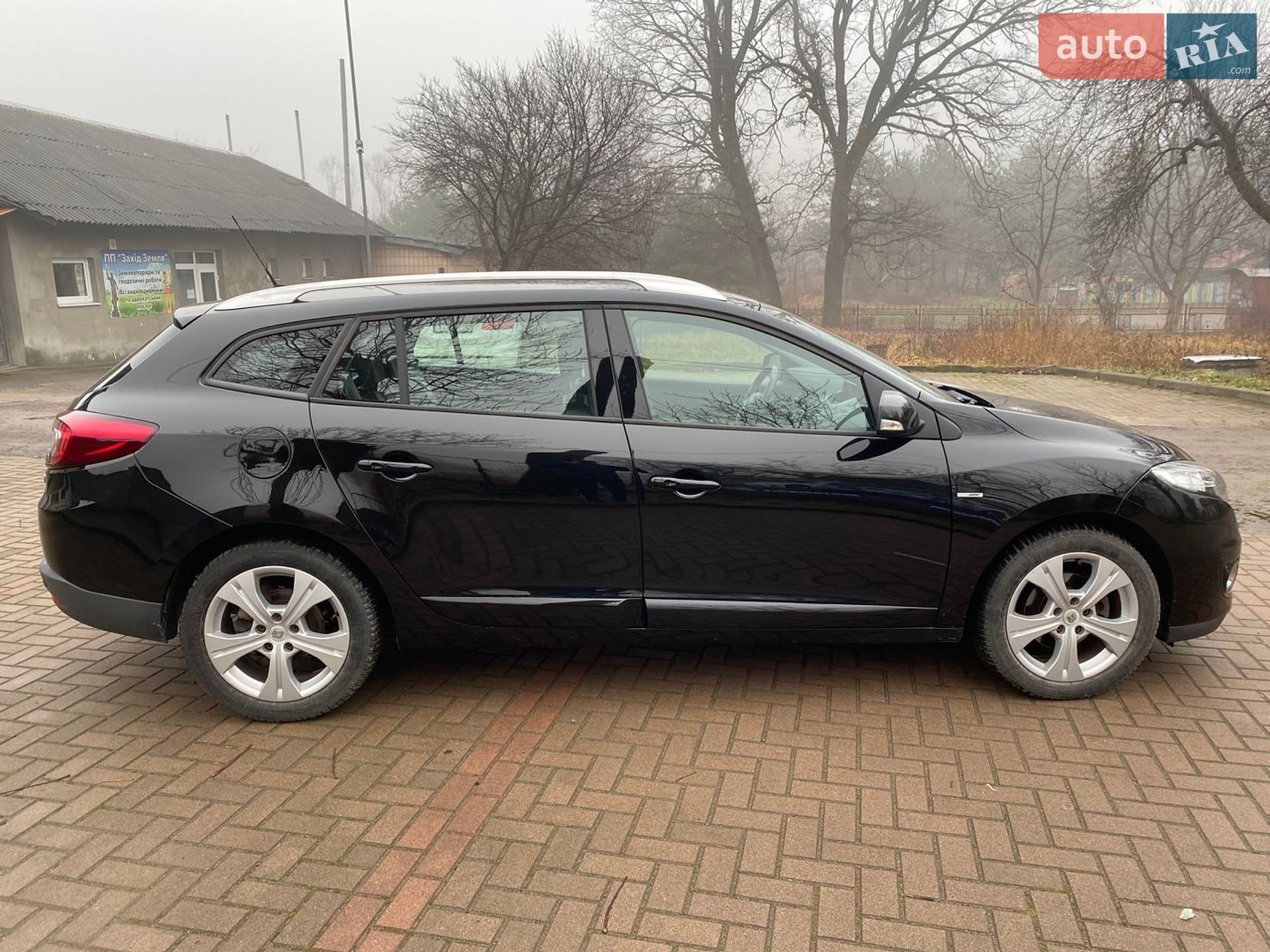 Renault Megane 2012 VIN VF1KZ140647183429 фото оголошення 4 з 26