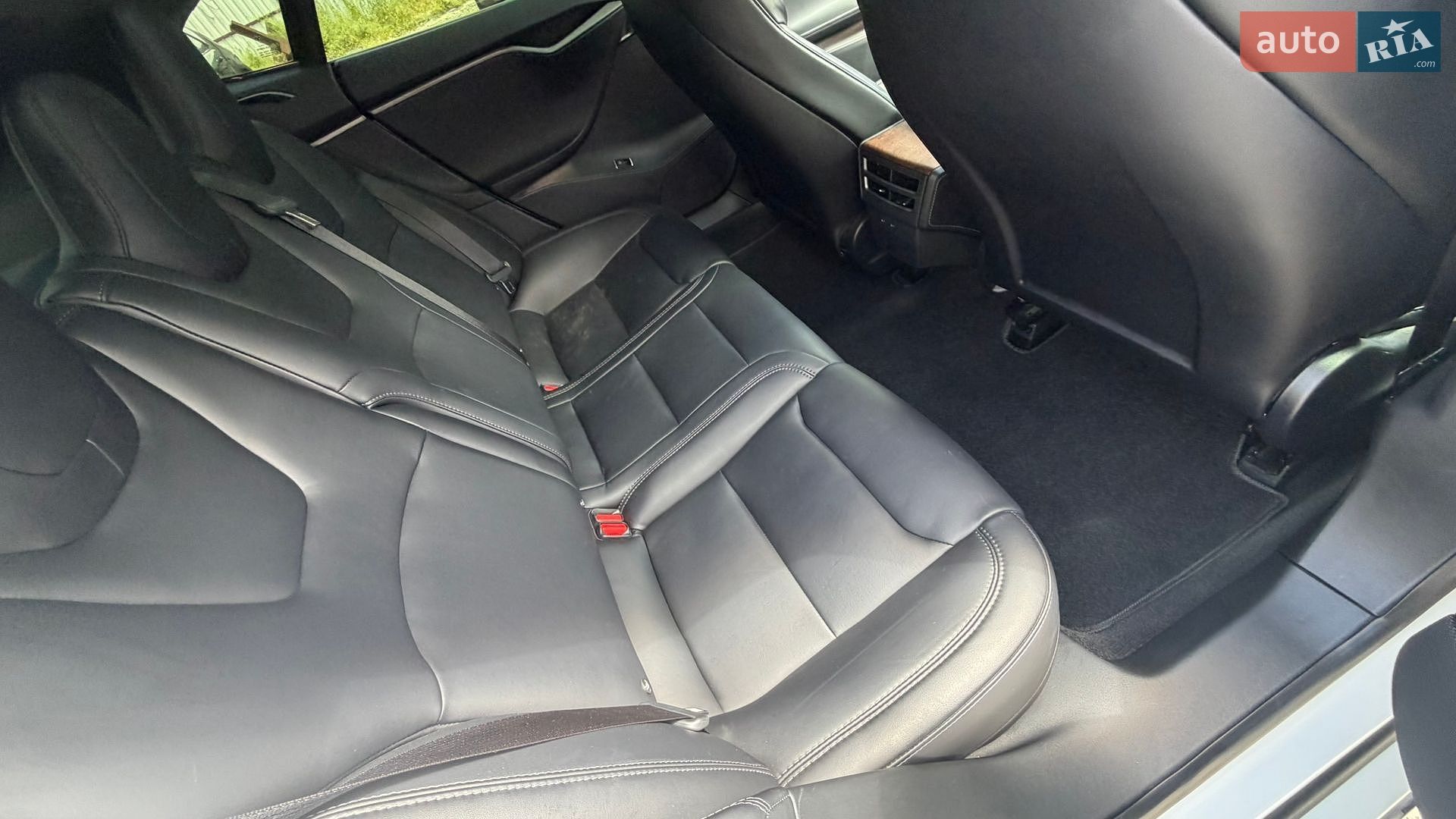 Tesla Model S 2020 VIN 5YJSA1E2XMF427425 фото оголошення 9 з 12