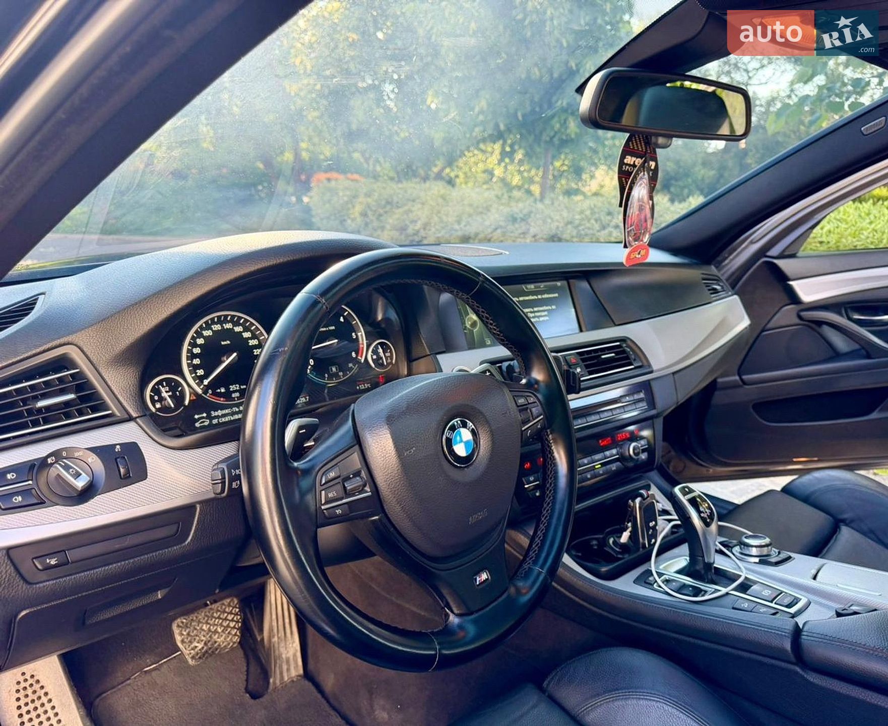 BMW 5 Series 2013 VIN WBAFV31040D293533 фото оголошення 5 з 9