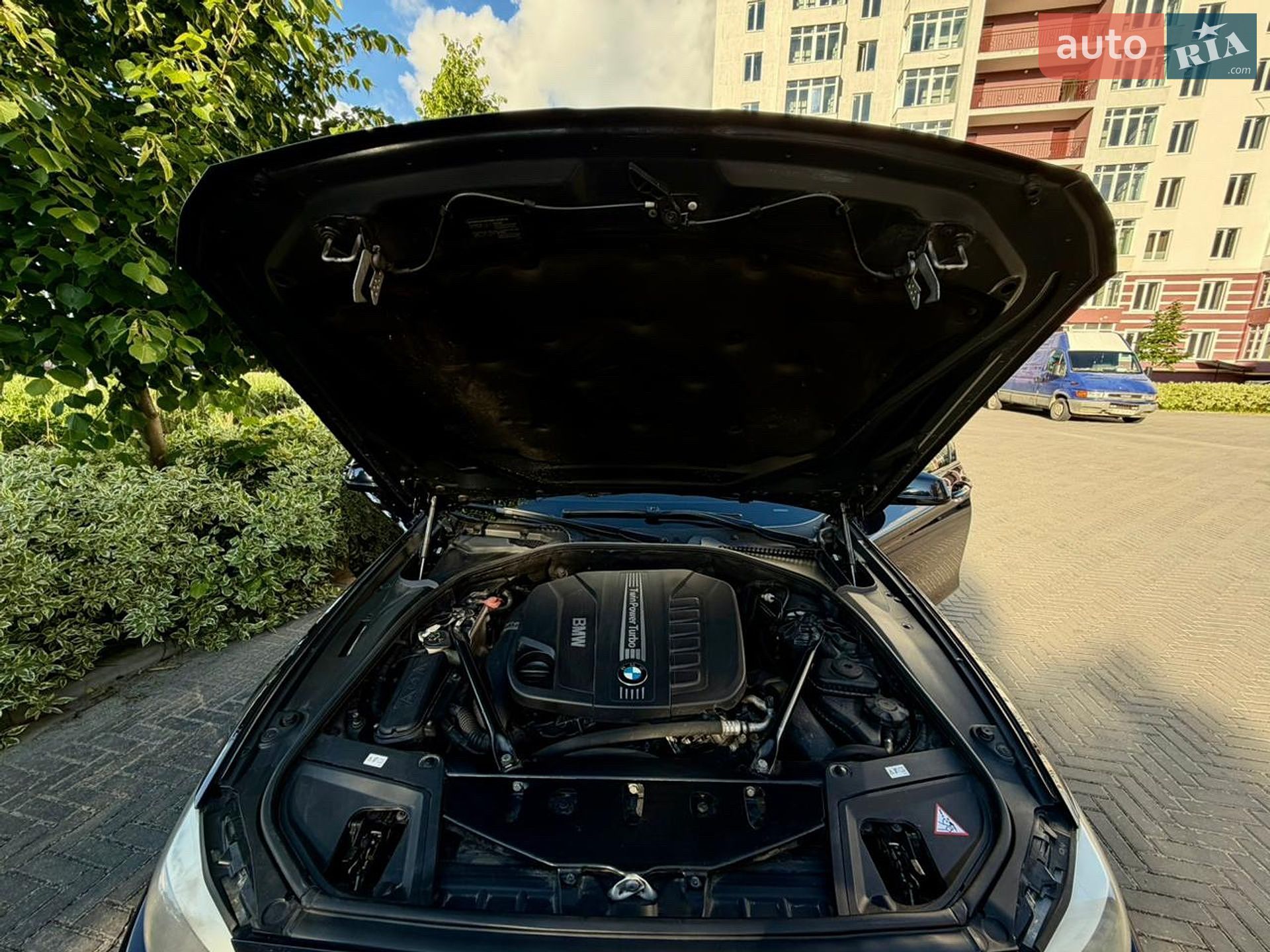 BMW 5 Series 2013 VIN WBAFV31040D293533 фото оголошення 9 з 9