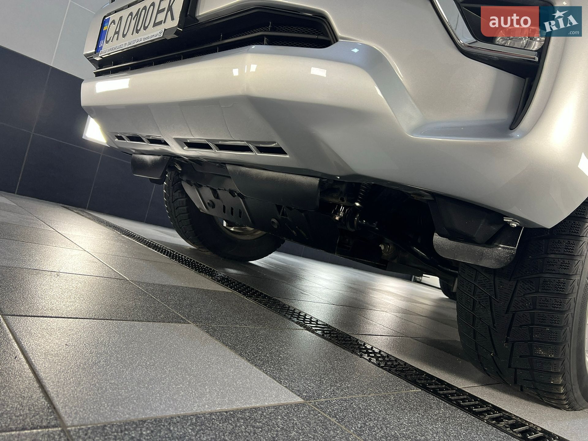 Toyota Land Cruiser Prado 2018 VIN JTEBR3FJ70K108843 фото оголошення 36 з 123