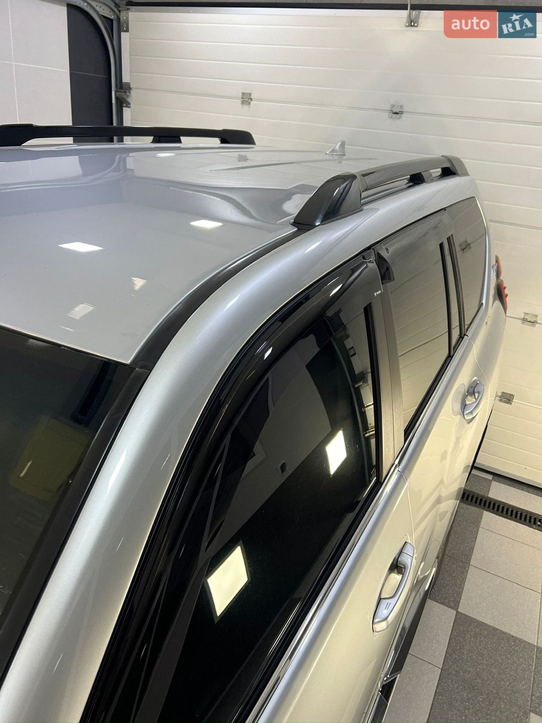 Toyota Land Cruiser Prado 2018 VIN JTEBR3FJ70K108843 фото оголошення 37 з 123