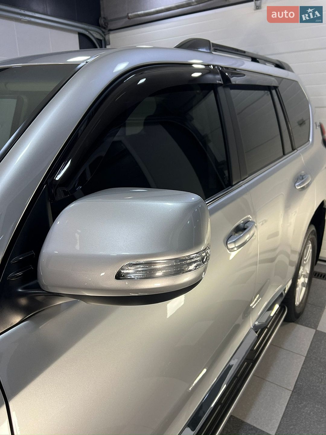 Toyota Land Cruiser Prado 2018 VIN JTEBR3FJ70K108843 фото оголошення 38 з 123