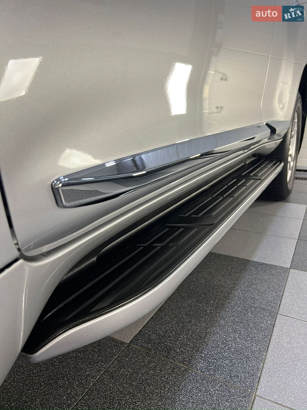 Toyota Land Cruiser Prado 2018 VIN JTEBR3FJ70K108843 фото оголошення 41 з 123