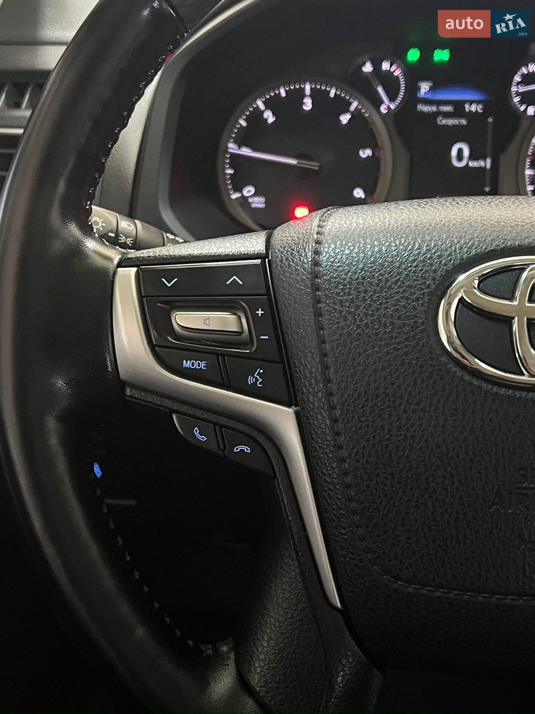 Toyota Land Cruiser Prado 2018 VIN JTEBR3FJ70K108843 фото оголошення 91 з 123