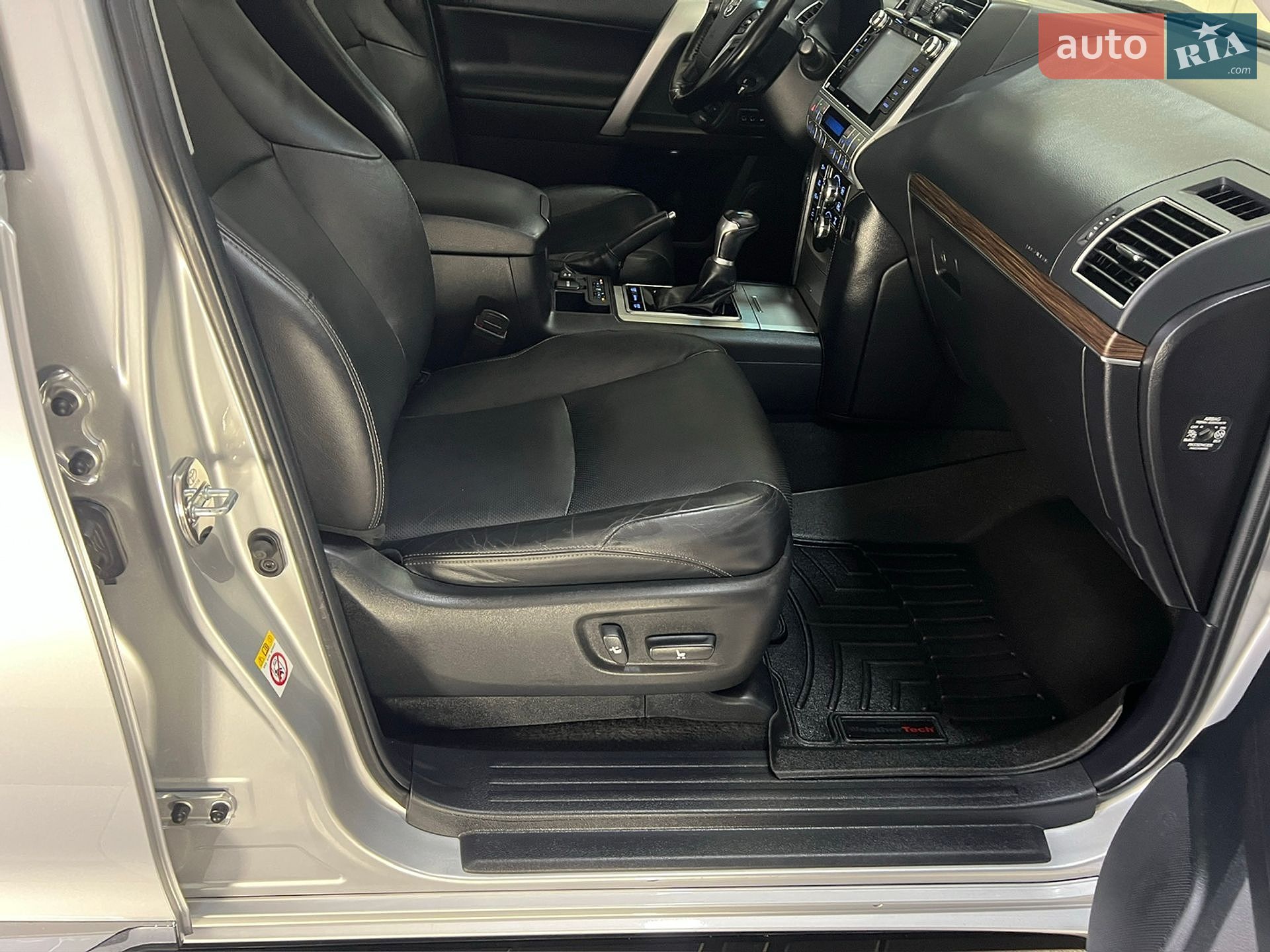Toyota Land Cruiser Prado 2018 VIN JTEBR3FJ70K108843 фото оголошення 113 з 123