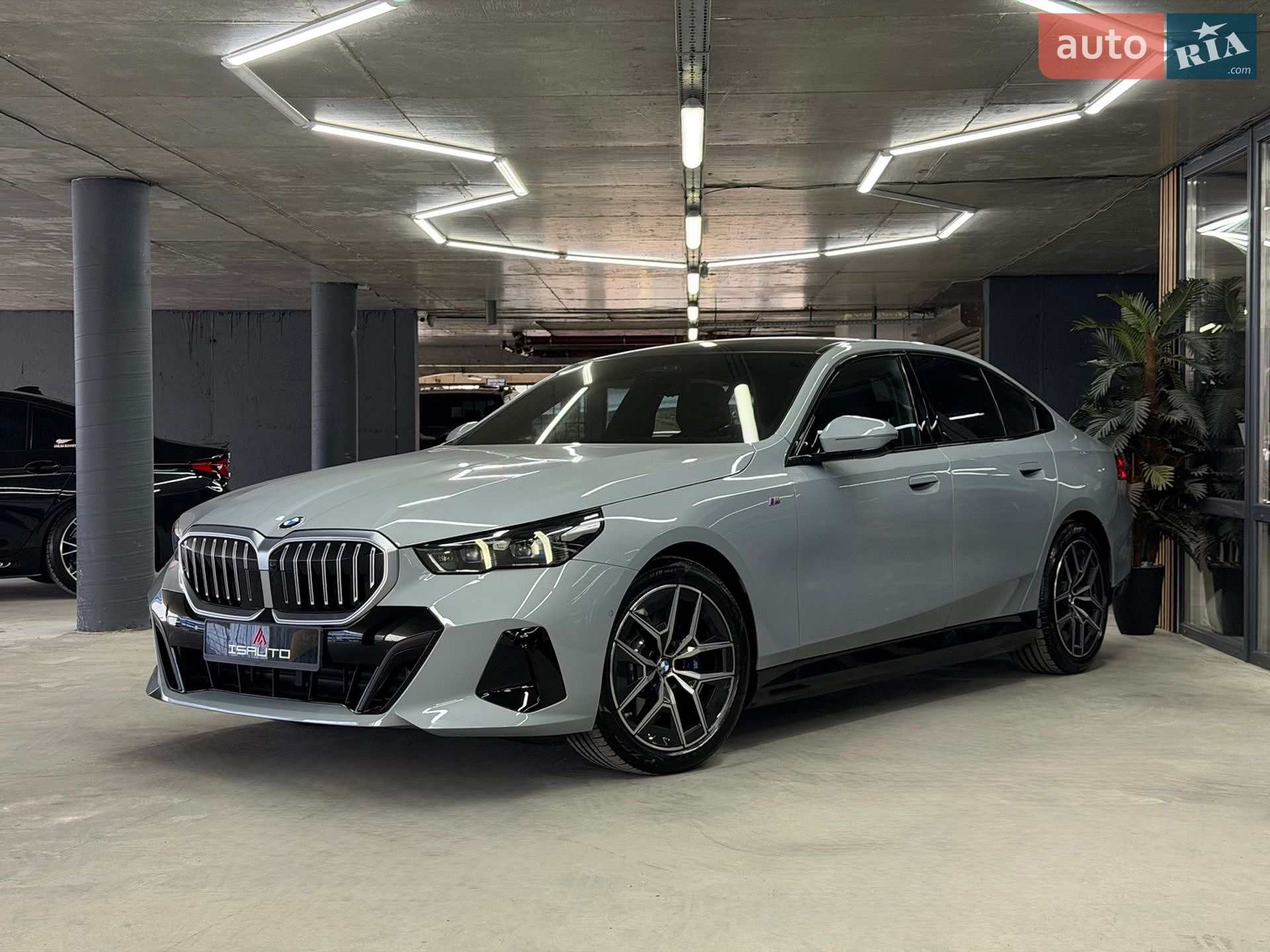 BMW 5 Series 2023 VIN WBA41FL03RCP48876 фото оголошення 7 з 30