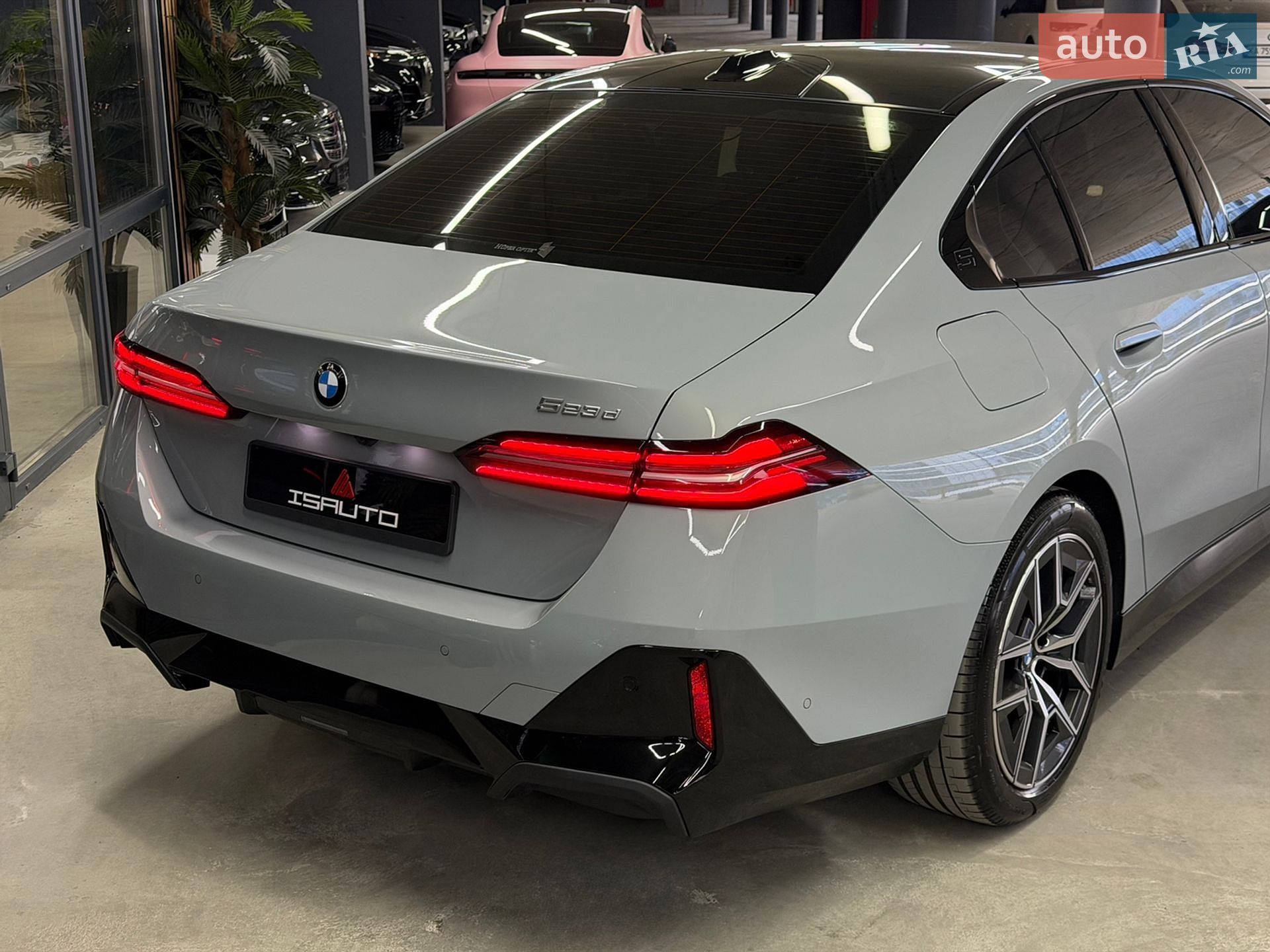 BMW 5 Series 2023 VIN WBA41FL03RCP48876 фото оголошення 12 з 30