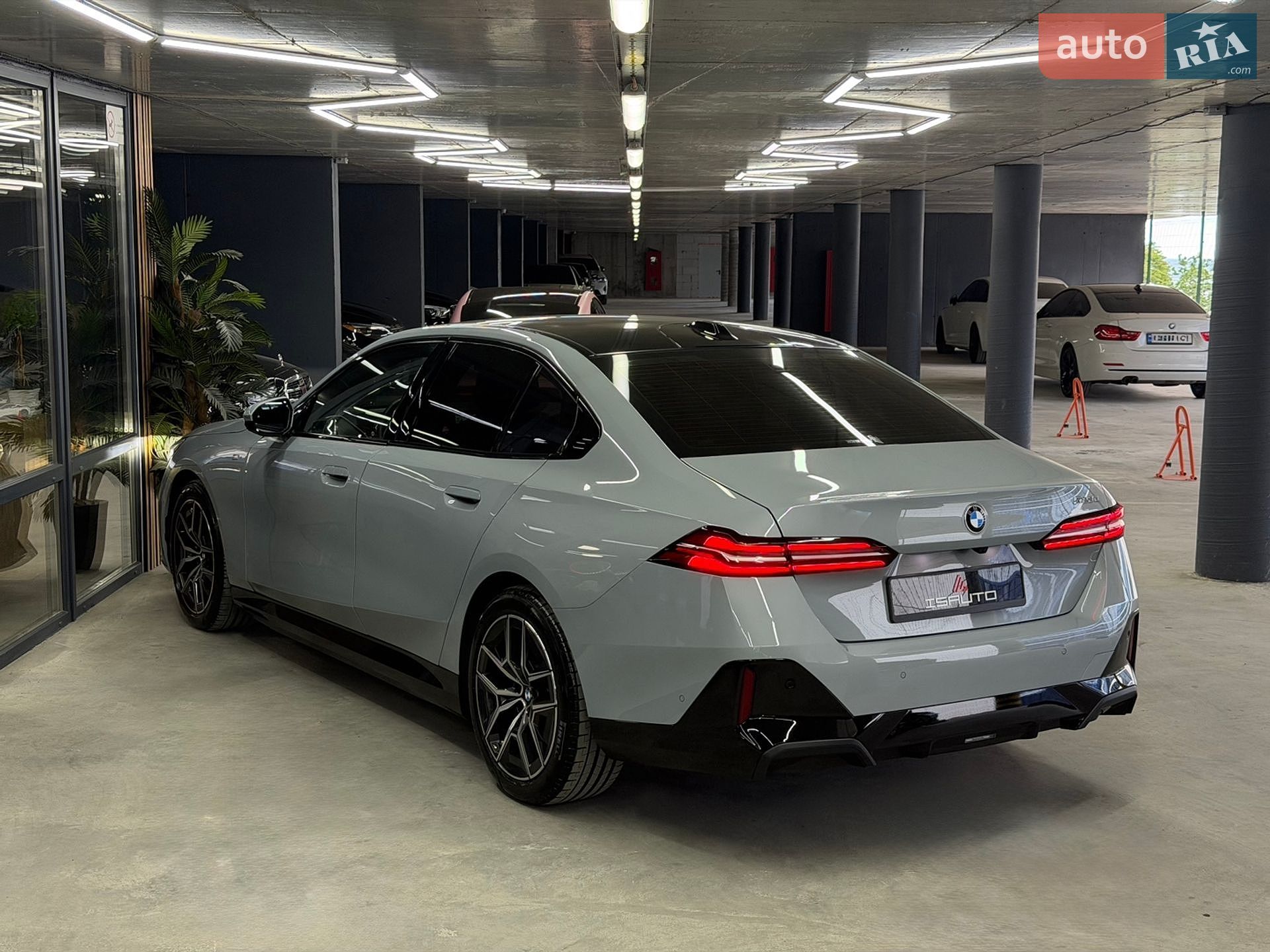 BMW 5 Series 2023 VIN WBA41FL03RCP48876 фото оголошення 15 з 30